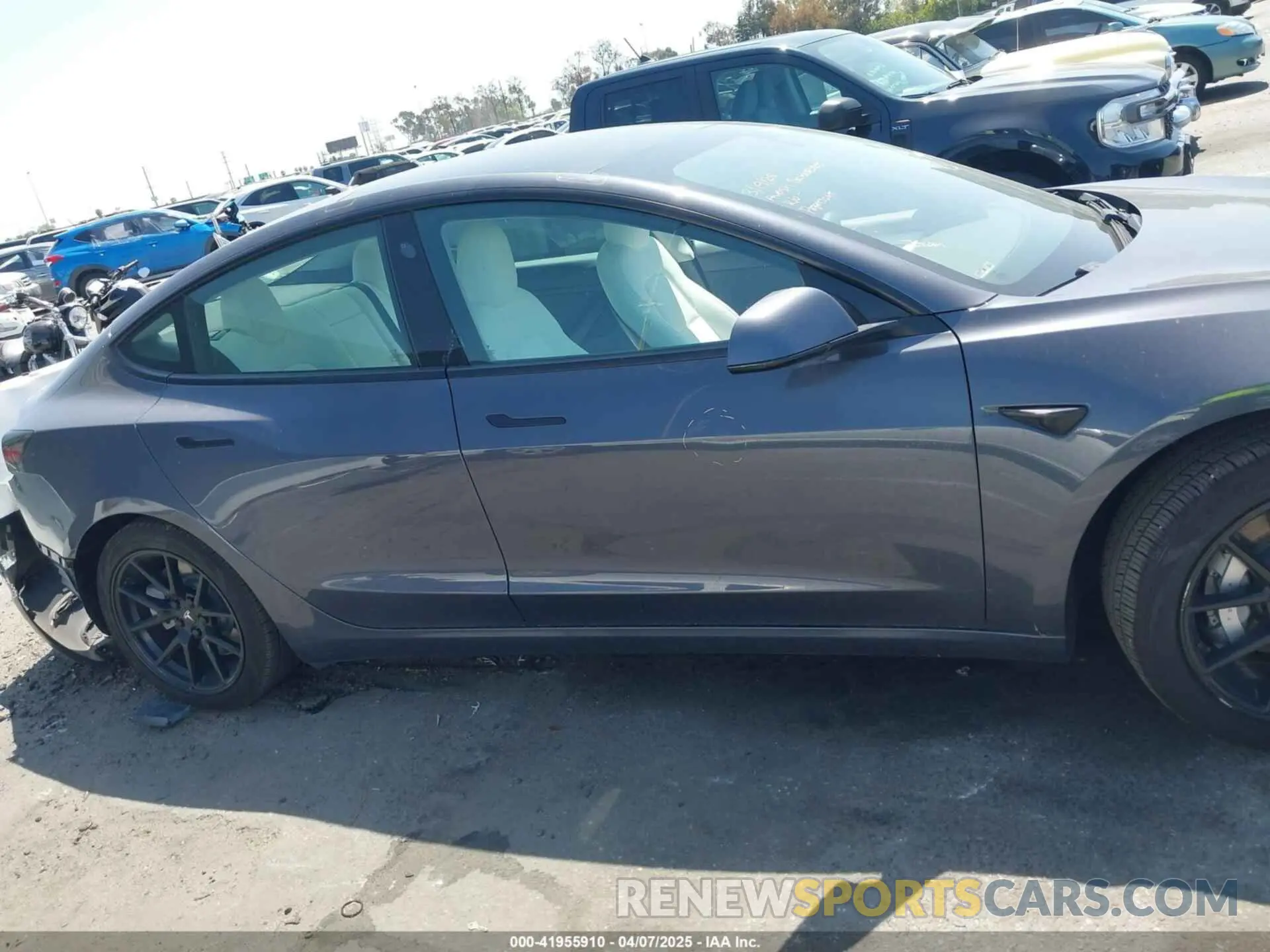 13 Photograph of a damaged car 5YJ3E1EA5MF069652 TESLA MODEL 3 2021