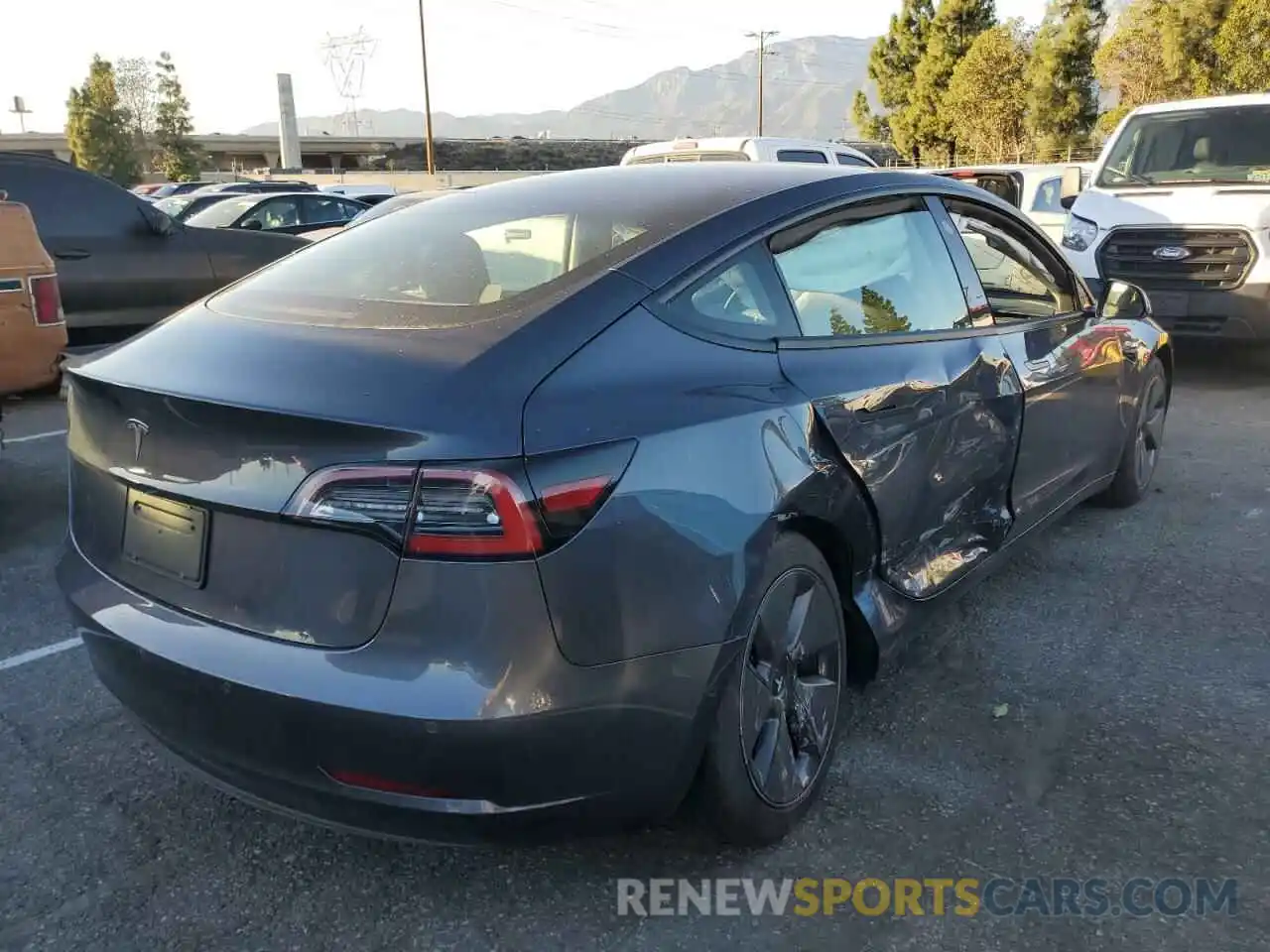 3 Photograph of a damaged car 5YJ3E1EA5MF074706 TESLA MODEL 3 2021