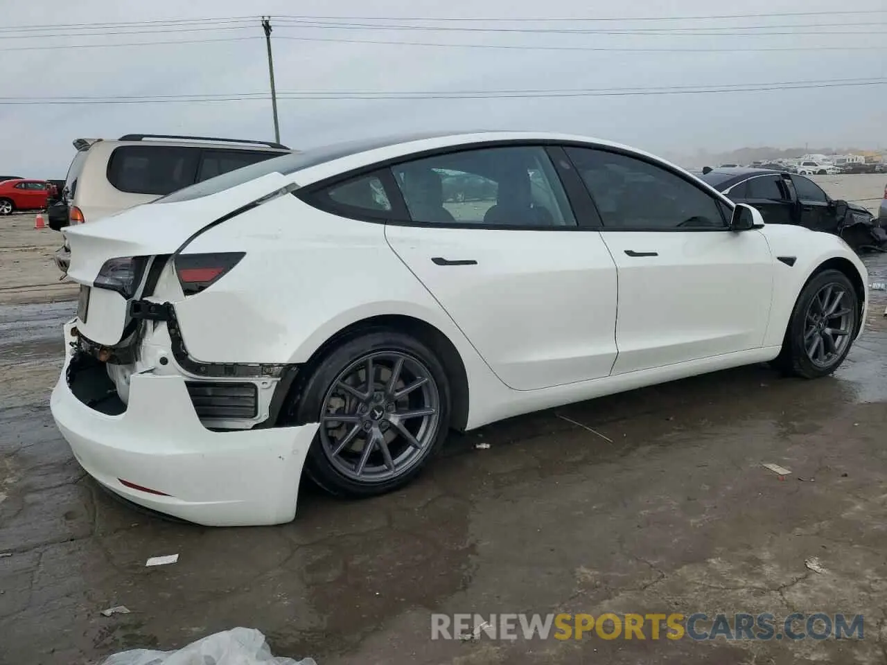 3 Photograph of a damaged car 5YJ3E1EA5MF085091 TESLA MODEL 3 2021