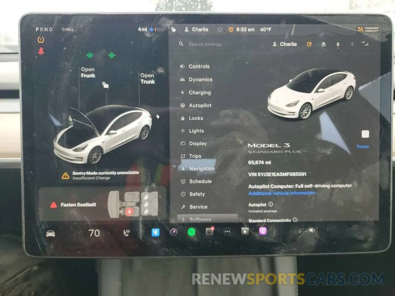 9 Photograph of a damaged car 5YJ3E1EA5MF085091 TESLA MODEL 3 2021