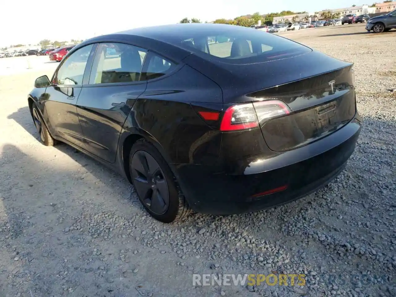 3 Photograph of a damaged car 5YJ3E1EA5MF088637 TESLA MODEL 3 2021