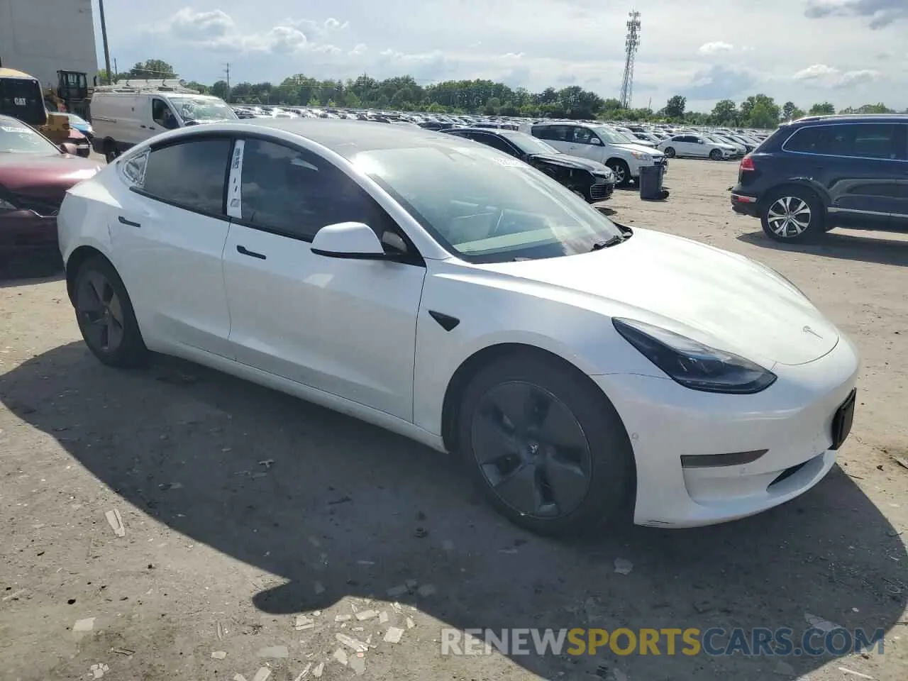 4 Photograph of a damaged car 5YJ3E1EA5MF089562 TESLA MODEL 3 2021