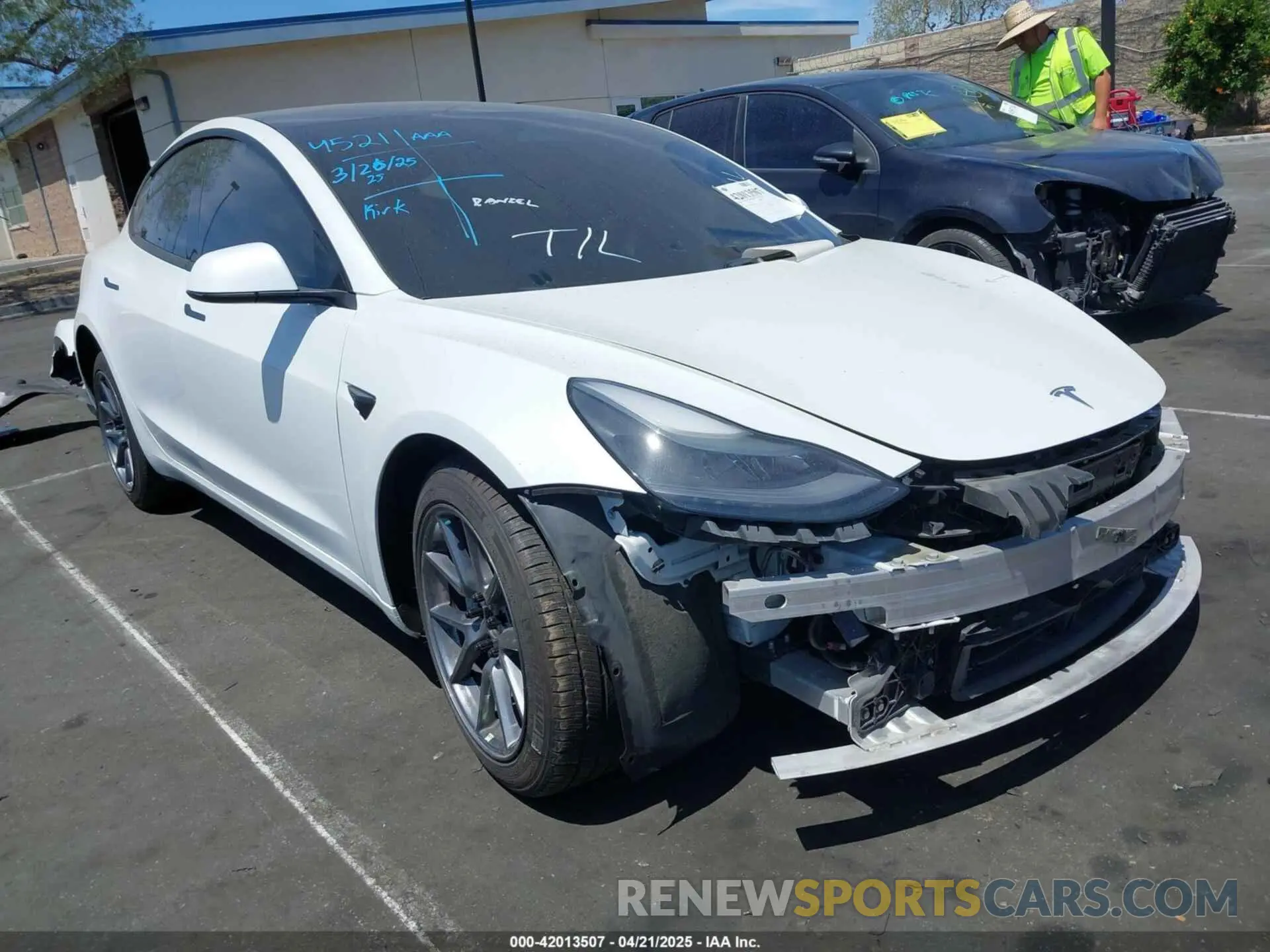 1 Photograph of a damaged car 5YJ3E1EA5MF097354 TESLA MODEL 3 2021