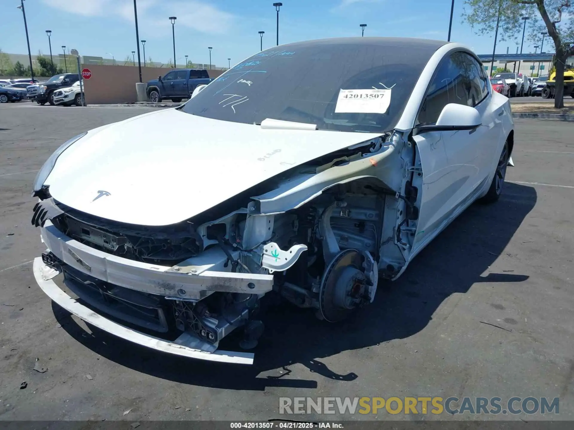 2 Photograph of a damaged car 5YJ3E1EA5MF097354 TESLA MODEL 3 2021