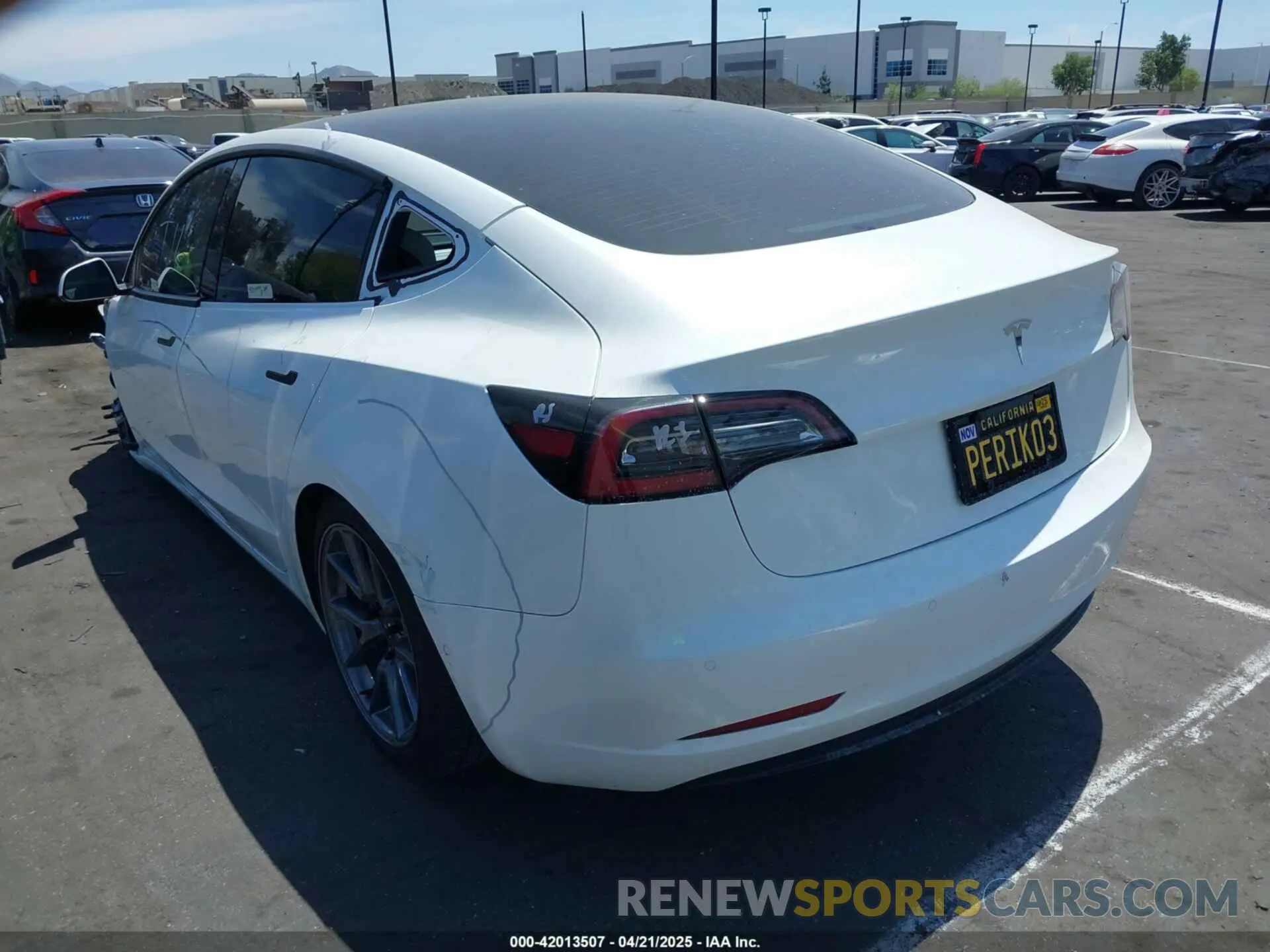 3 Photograph of a damaged car 5YJ3E1EA5MF097354 TESLA MODEL 3 2021