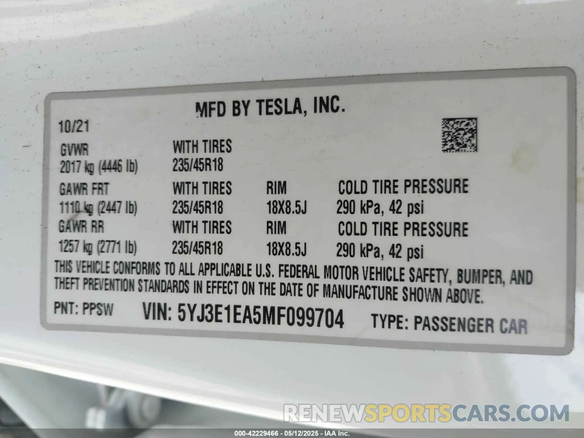9 Photograph of a damaged car 5YJ3E1EA5MF099704 TESLA MODEL 3 2021