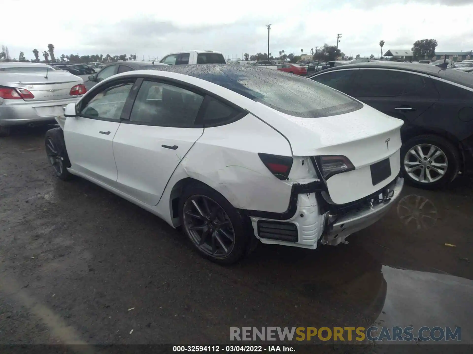 3 Photograph of a damaged car 5YJ3E1EA5MF100706 TESLA MODEL 3 2021