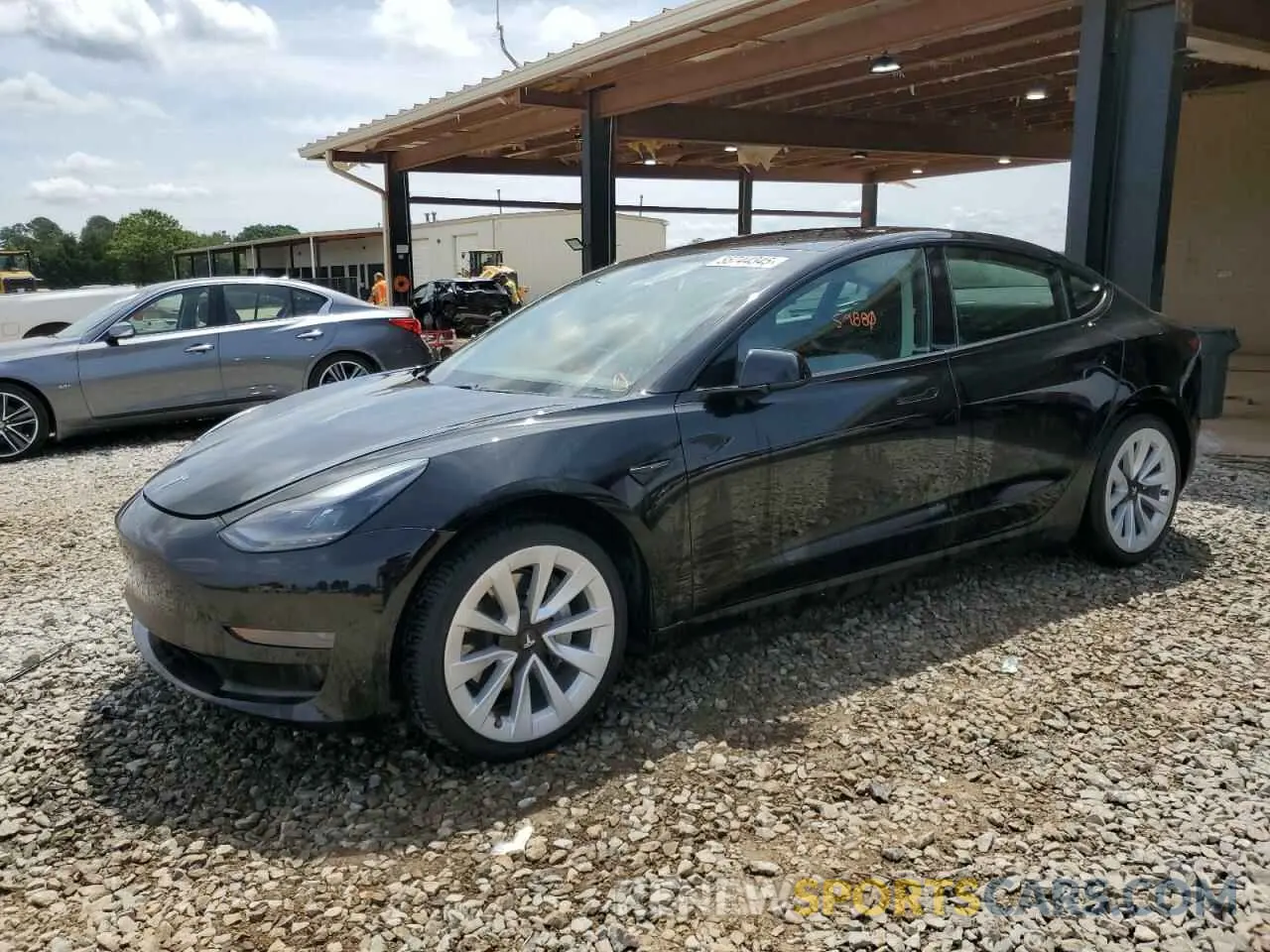 1 Photograph of a damaged car 5YJ3E1EA5MF908067 TESLA MODEL 3 2021