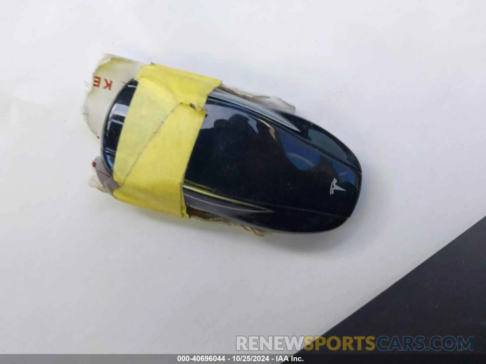 11 Photograph of a damaged car 5YJ3E1EA5MF919859 TESLA MODEL 3 2021