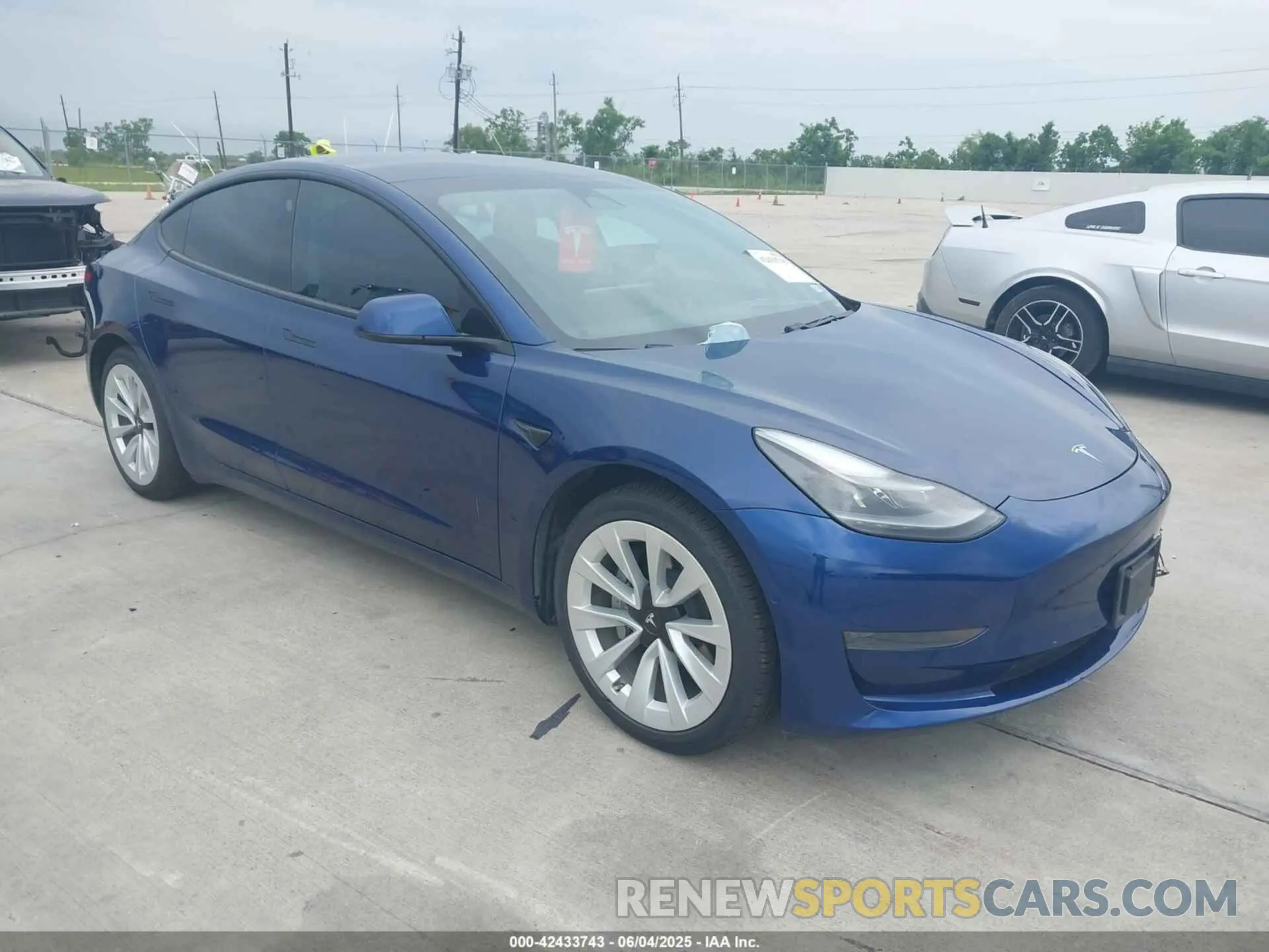 1 Photograph of a damaged car 5YJ3E1EA5MF920719 TESLA MODEL 3 2021