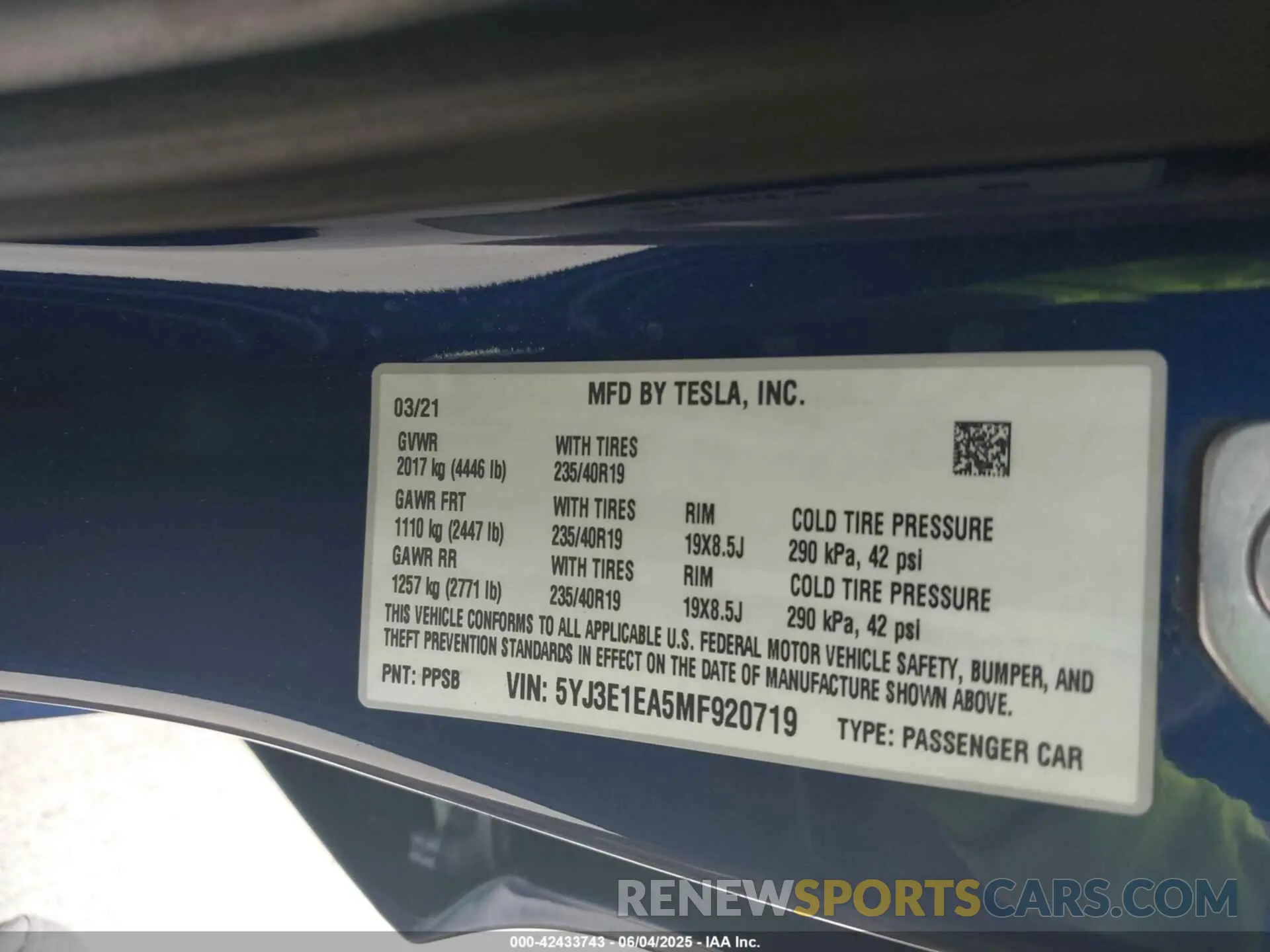 9 Photograph of a damaged car 5YJ3E1EA5MF920719 TESLA MODEL 3 2021