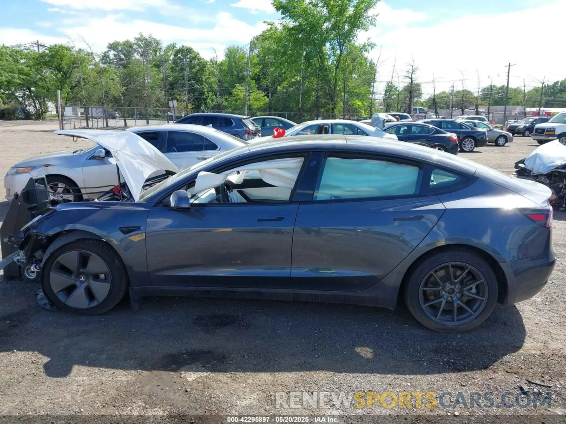 14 Photograph of a damaged car 5YJ3E1EA5MF920820 TESLA MODEL 3 2021