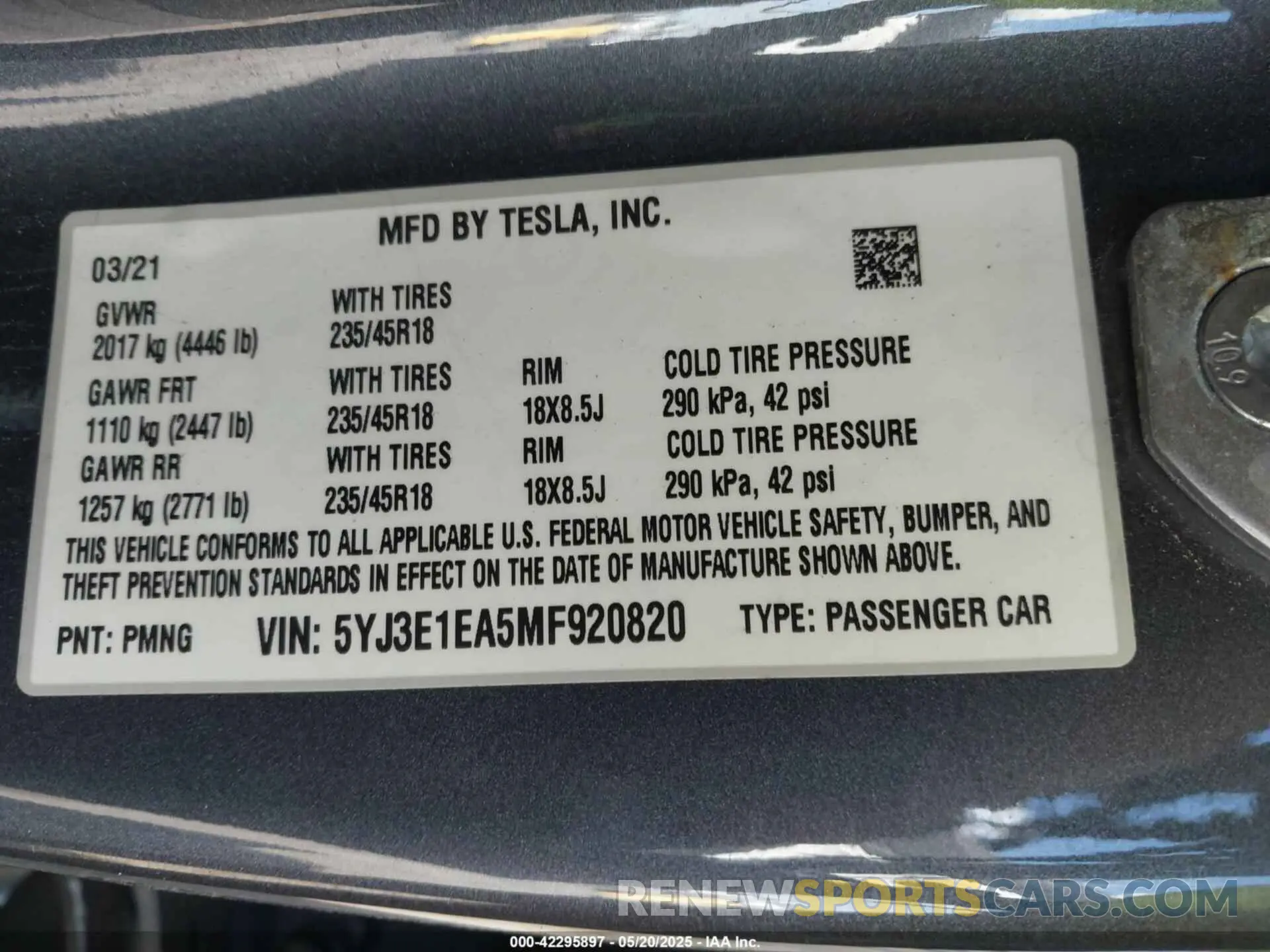 9 Photograph of a damaged car 5YJ3E1EA5MF920820 TESLA MODEL 3 2021