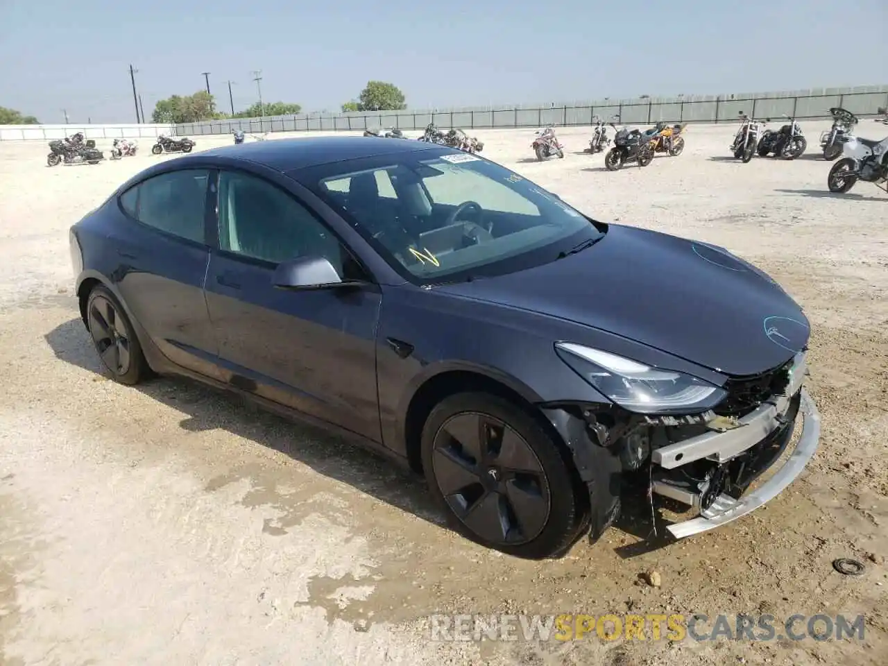 1 Photograph of a damaged car 5YJ3E1EA5MF921384 TESLA MODEL 3 2021