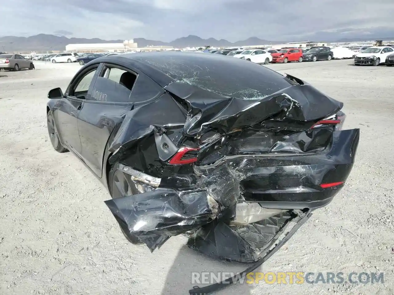 3 Photograph of a damaged car 5YJ3E1EA5MF930280 TESLA MODEL 3 2021