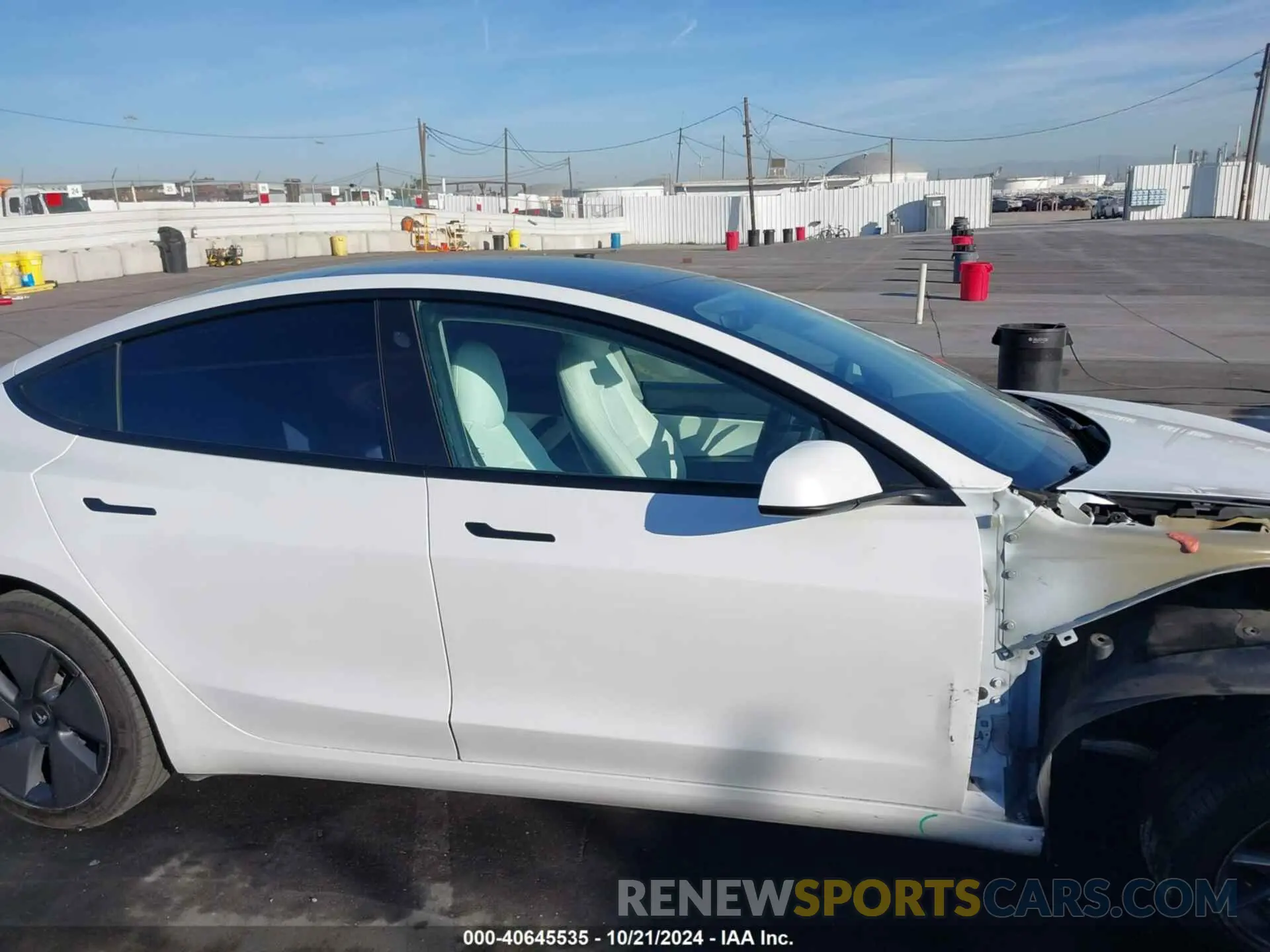14 Photograph of a damaged car 5YJ3E1EA5MF942994 TESLA MODEL 3 2021