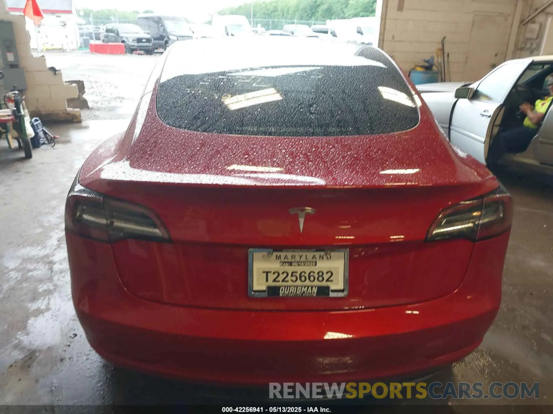15 Photograph of a damaged car 5YJ3E1EA5MF955633 TESLA MODEL 3 2021