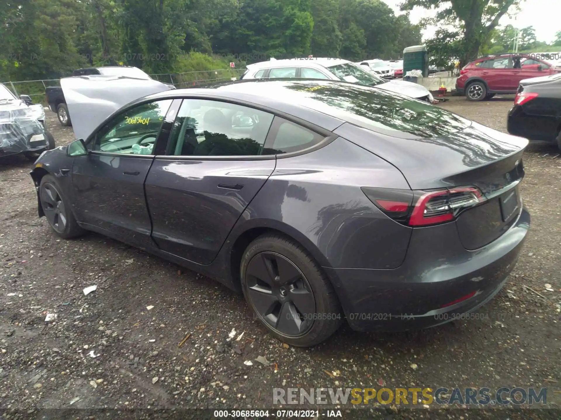 3 Photograph of a damaged car 5YJ3E1EA5MF976708 TESLA MODEL 3 2021