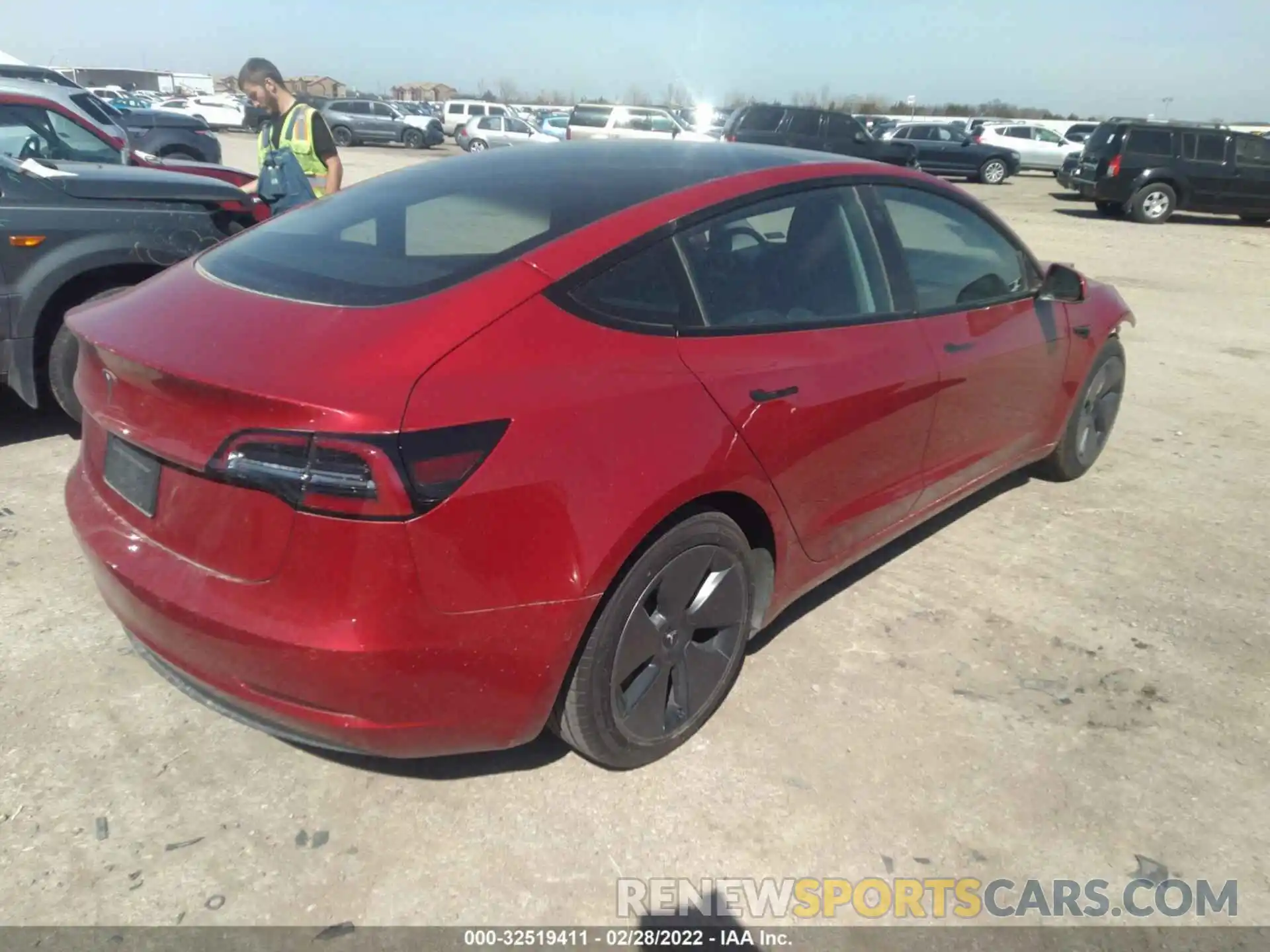 4 Photograph of a damaged car 5YJ3E1EA5MF996151 TESLA MODEL 3 2021