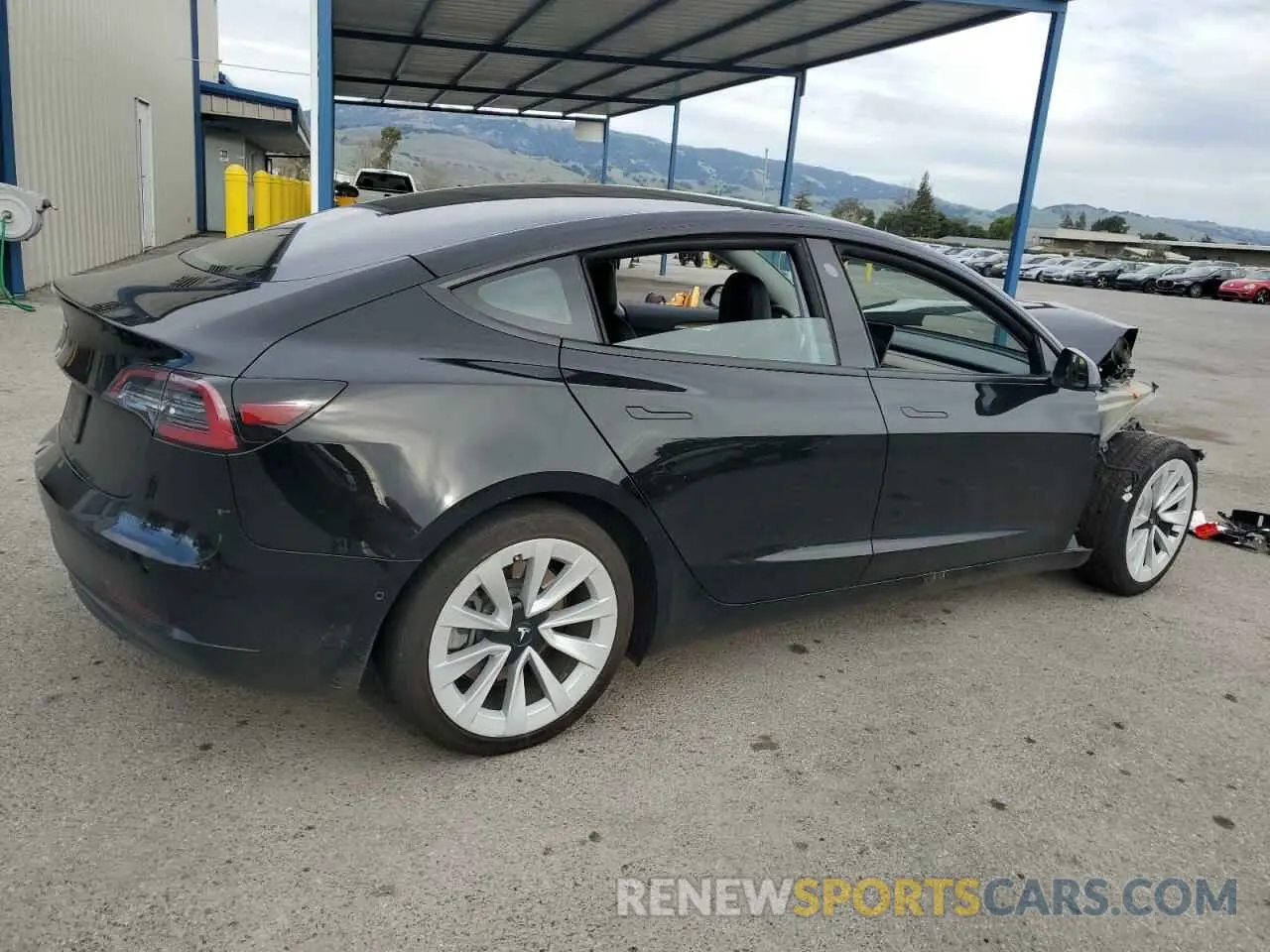 3 Photograph of a damaged car 5YJ3E1EA5MF998482 TESLA MODEL 3 2021