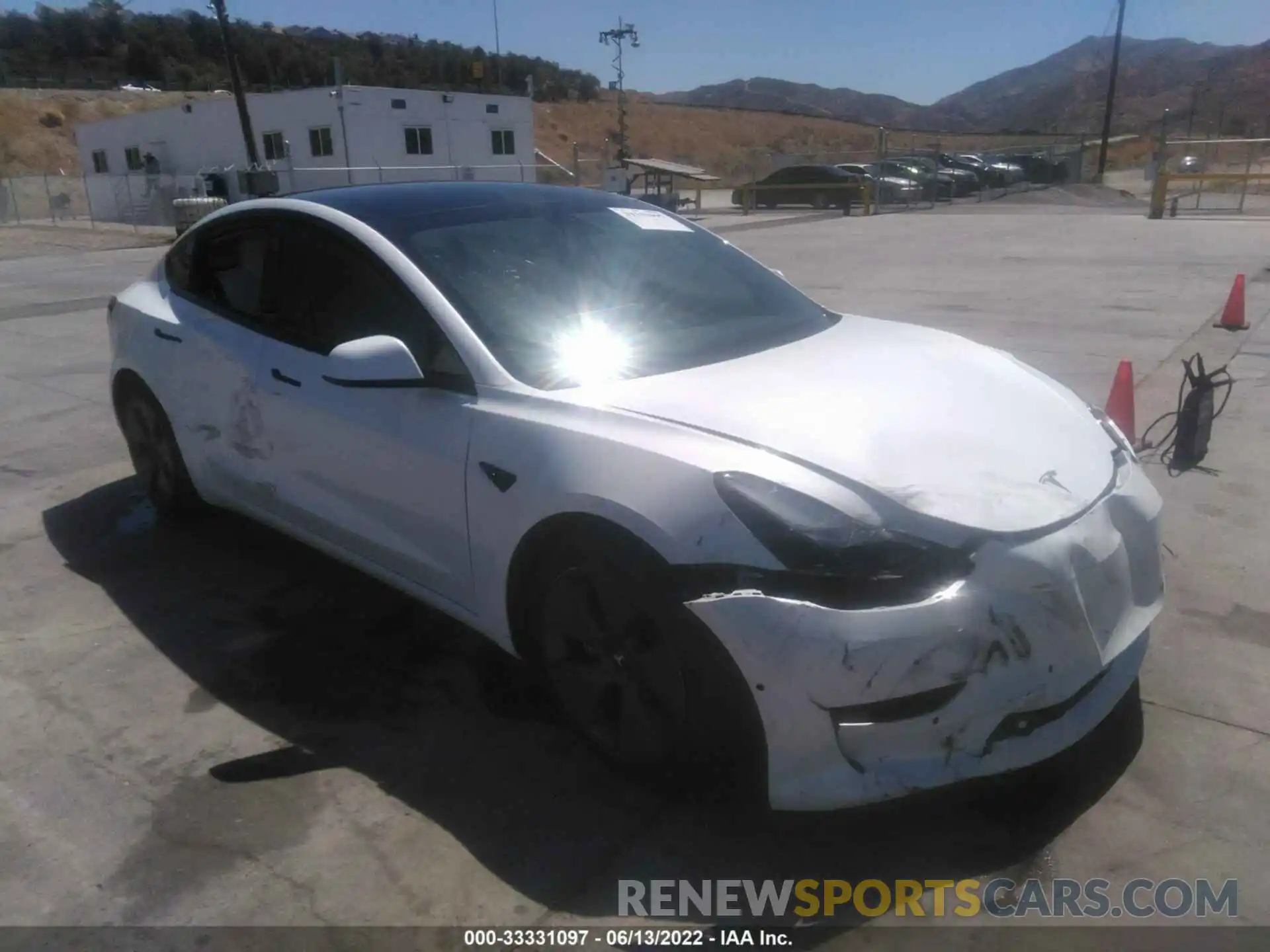 1 Photograph of a damaged car 5YJ3E1EA6MF000789 TESLA MODEL 3 2021