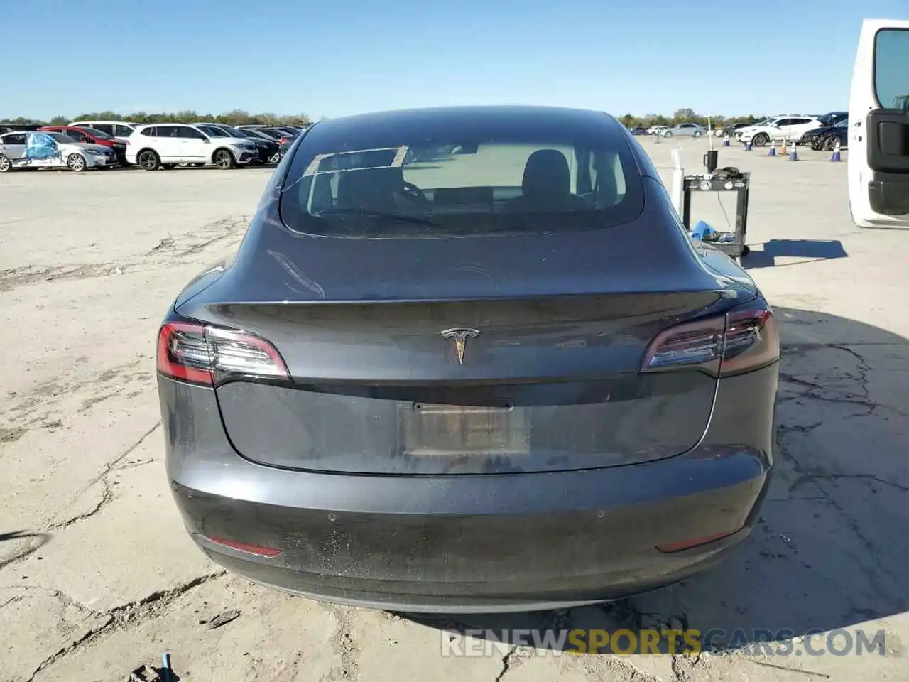 6 Photograph of a damaged car 5YJ3E1EA6MF017981 TESLA MODEL 3 2021