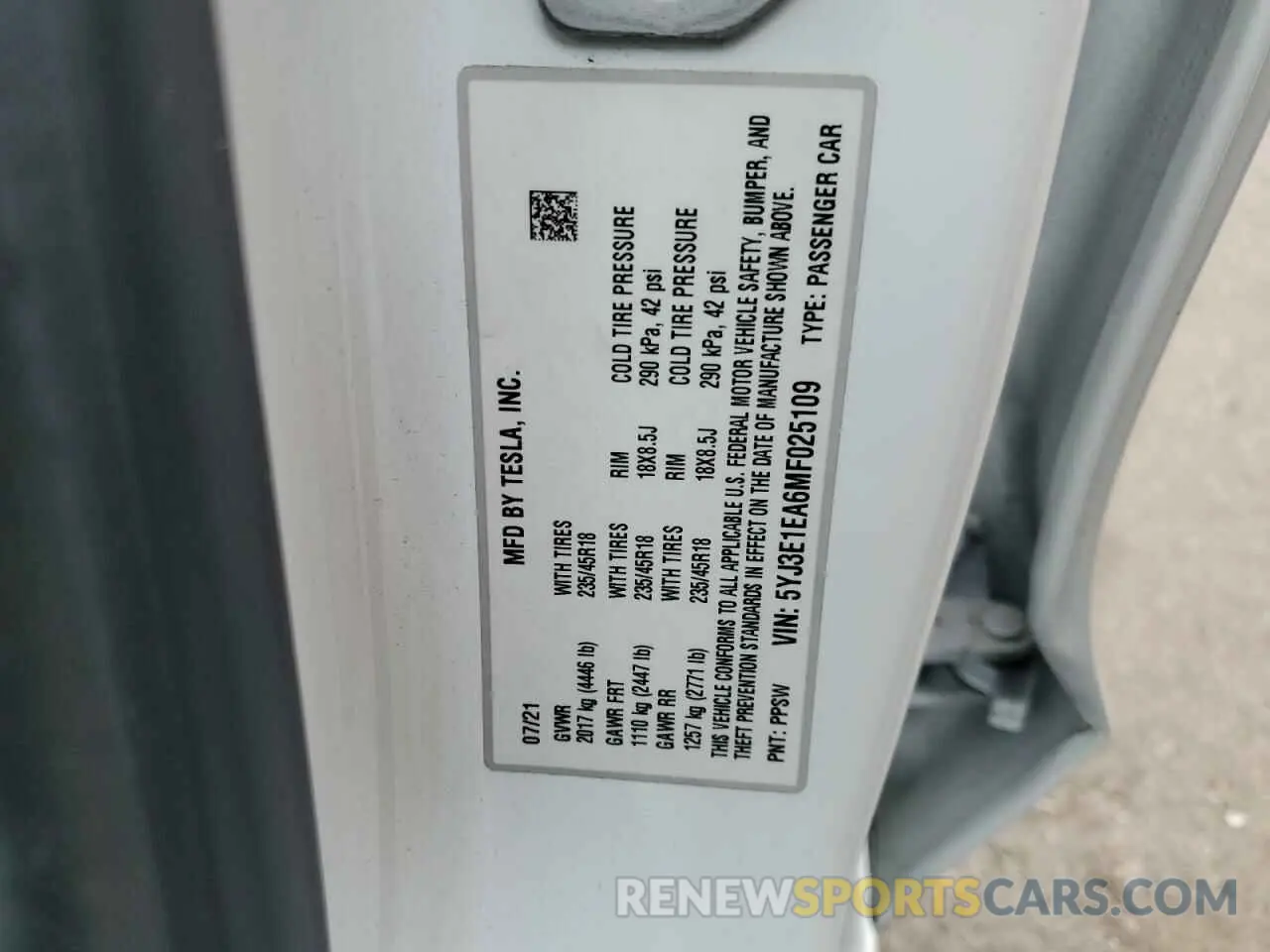 12 Photograph of a damaged car 5YJ3E1EA6MF025109 TESLA MODEL 3 2021