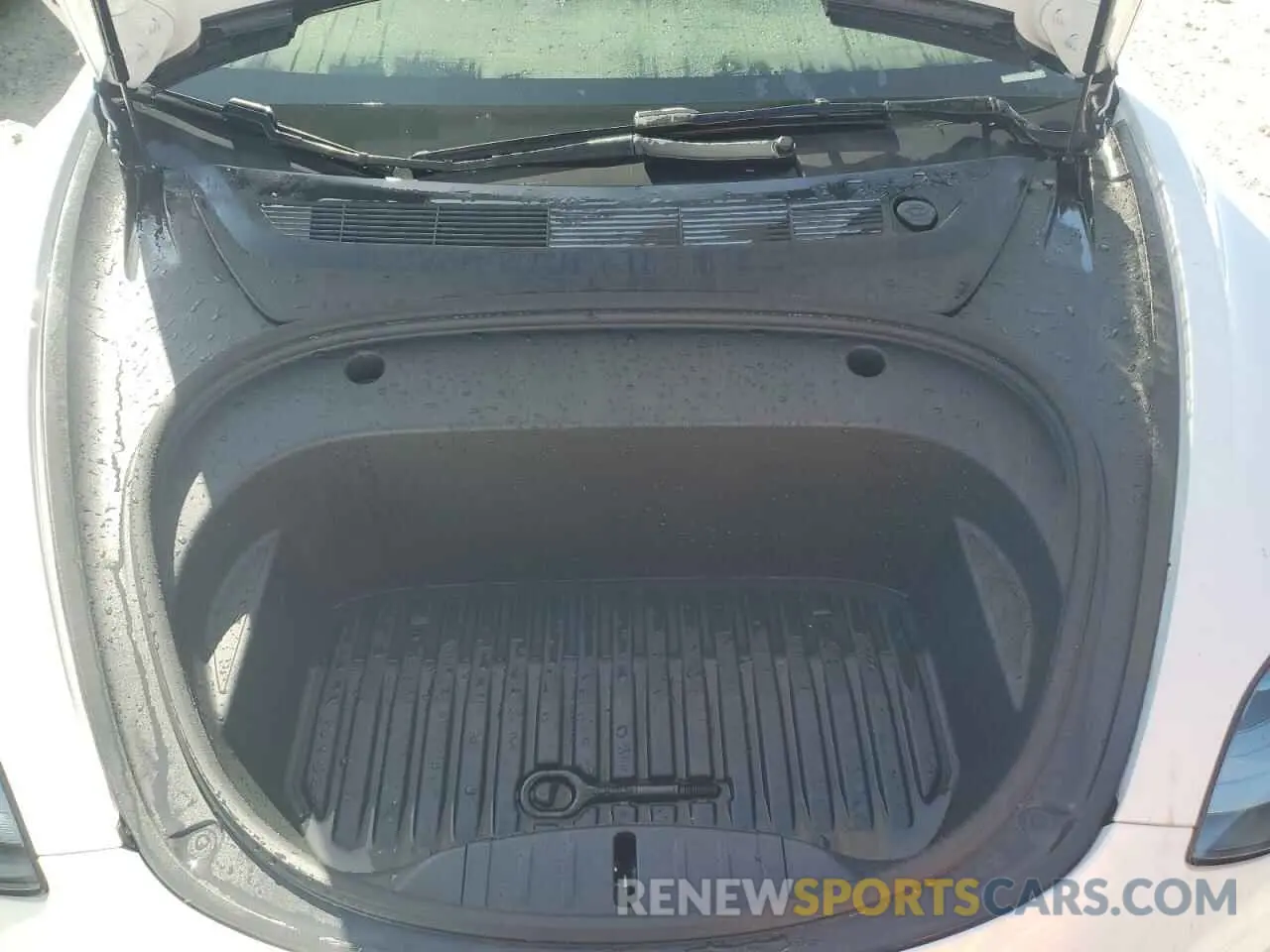 11 Photograph of a damaged car 5YJ3E1EA6MF047210 TESLA MODEL 3 2021
