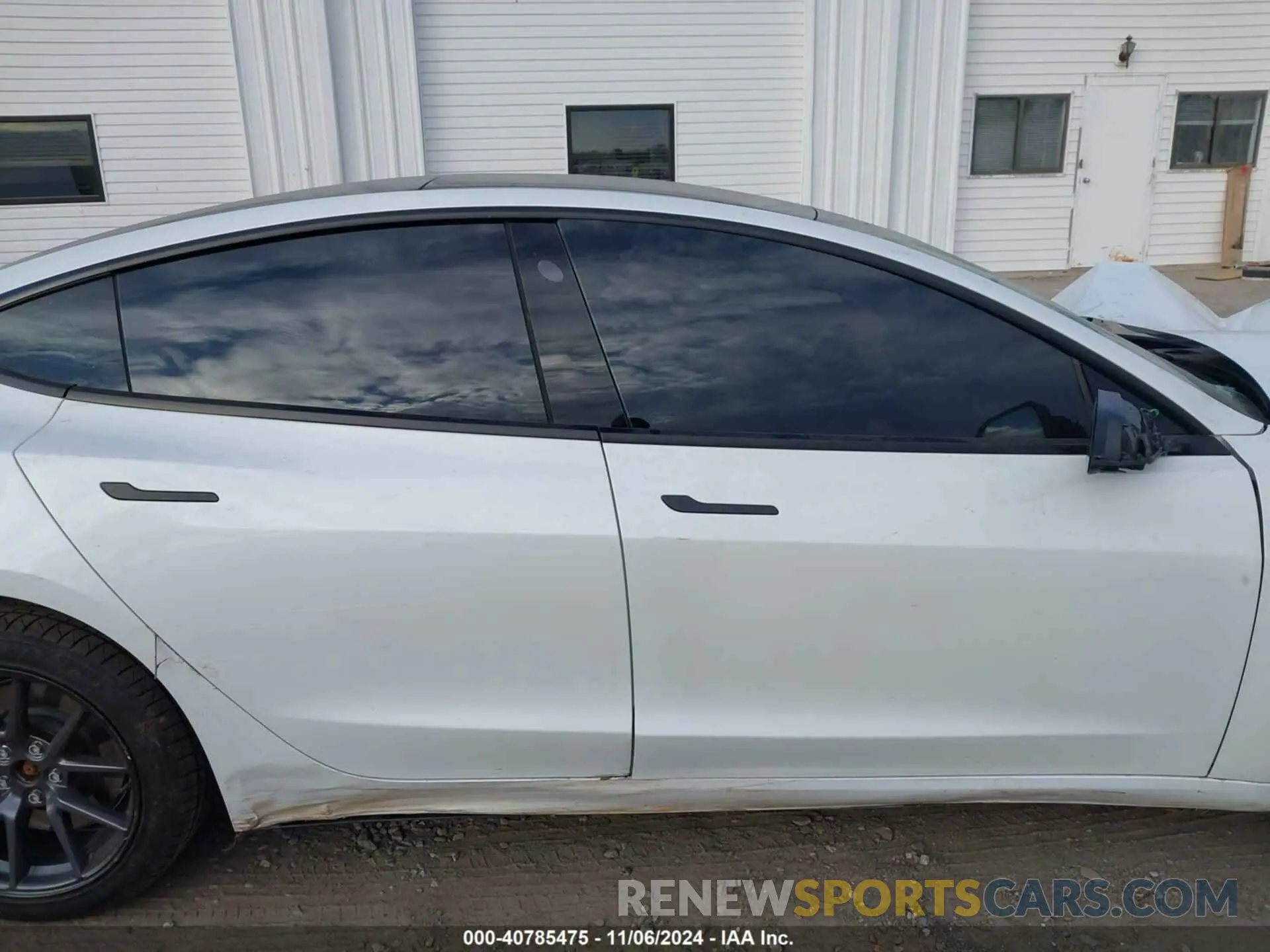 14 Photograph of a damaged car 5YJ3E1EA6MF047773 TESLA MODEL 3 2021
