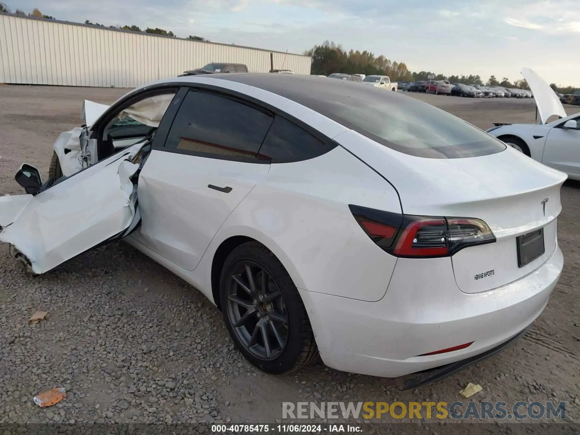 3 Photograph of a damaged car 5YJ3E1EA6MF047773 TESLA MODEL 3 2021