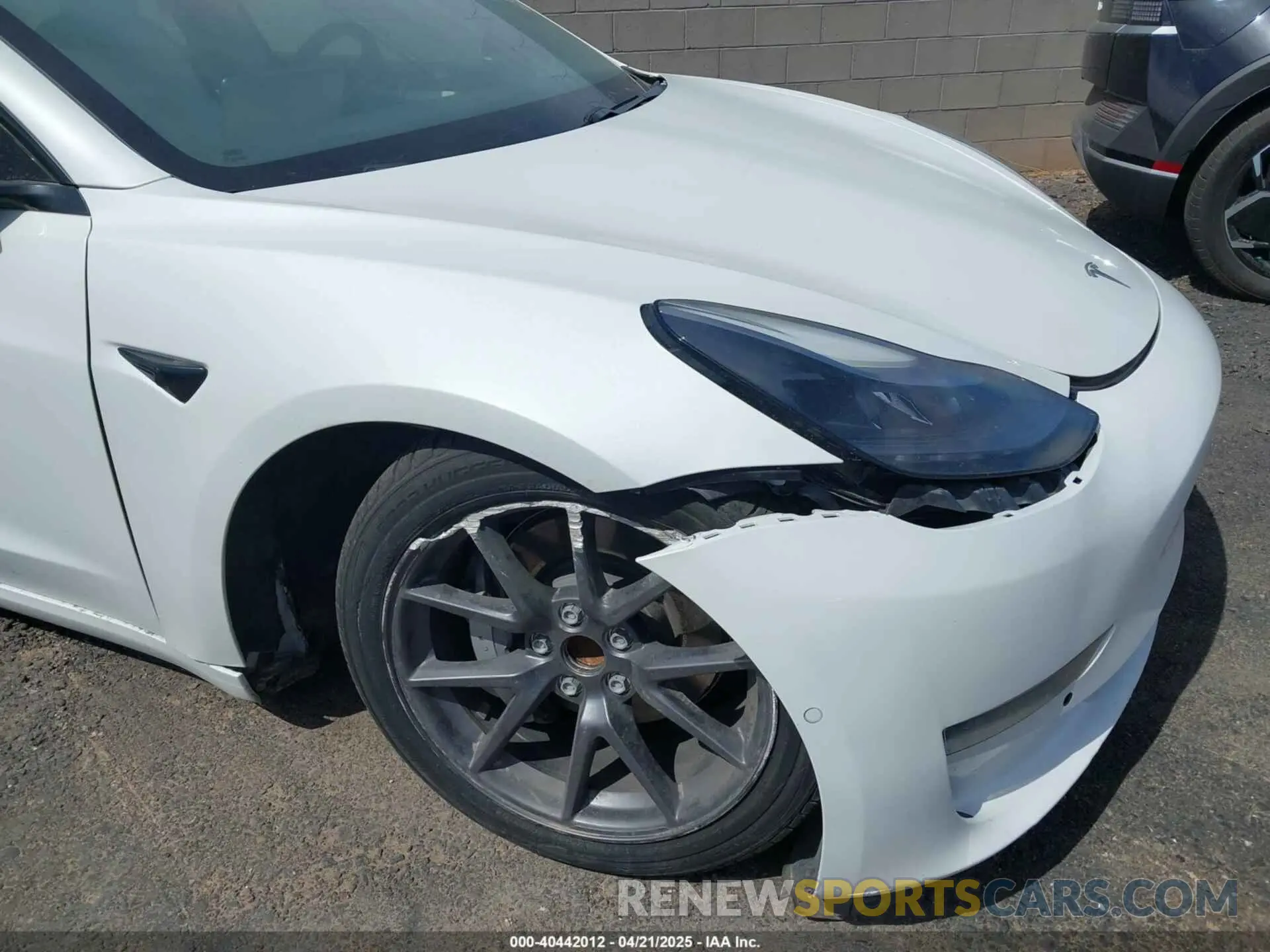 6 Photograph of a damaged car 5YJ3E1EA6MF048339 TESLA MODEL 3 2021