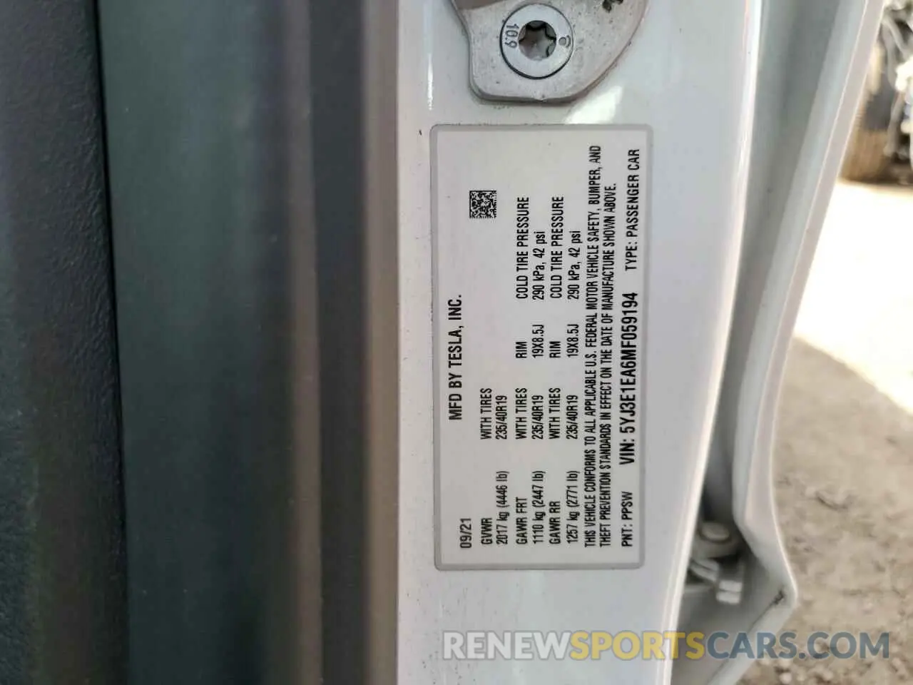 13 Photograph of a damaged car 5YJ3E1EA6MF059194 TESLA MODEL 3 2021