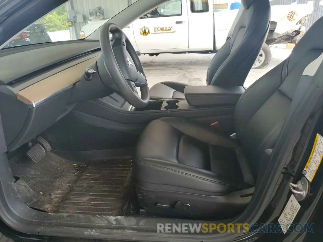 7 Photograph of a damaged car 5YJ3E1EA6MF081454 TESLA MODEL 3 2021