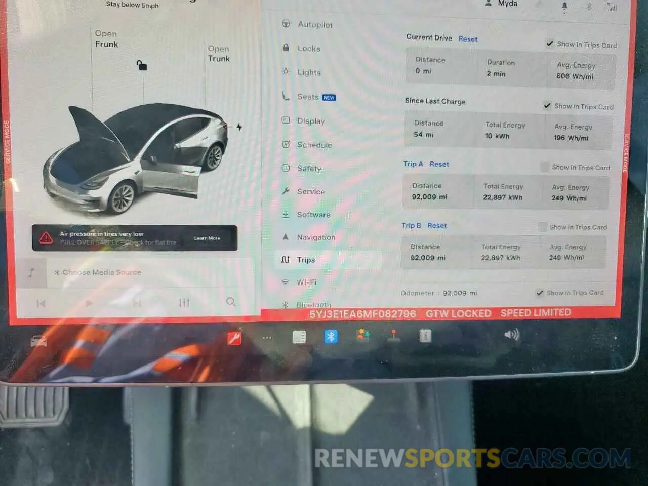 9 Photograph of a damaged car 5YJ3E1EA6MF082796 TESLA MODEL 3 2021