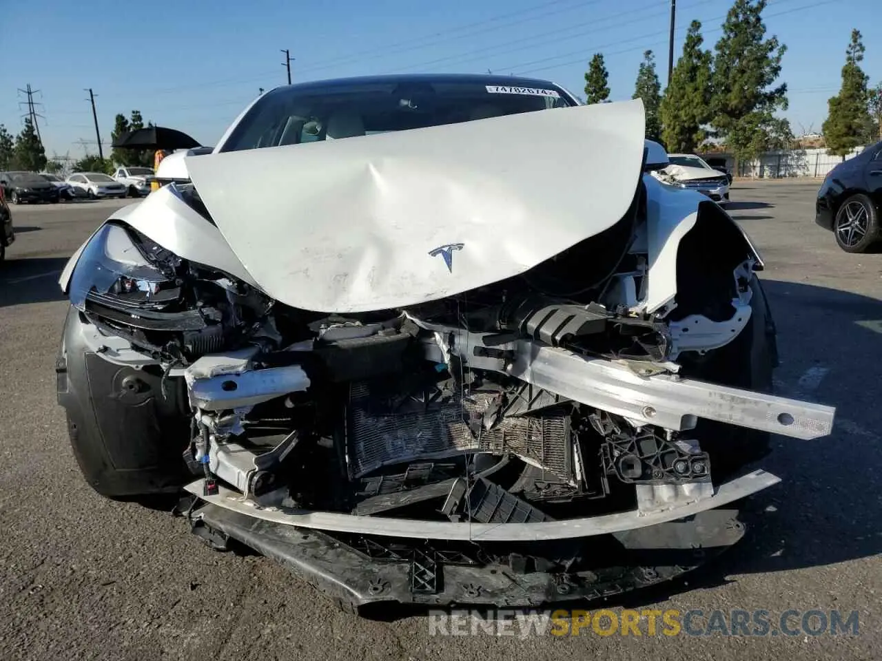 5 Photograph of a damaged car 5YJ3E1EA6MF082832 TESLA MODEL 3 2021