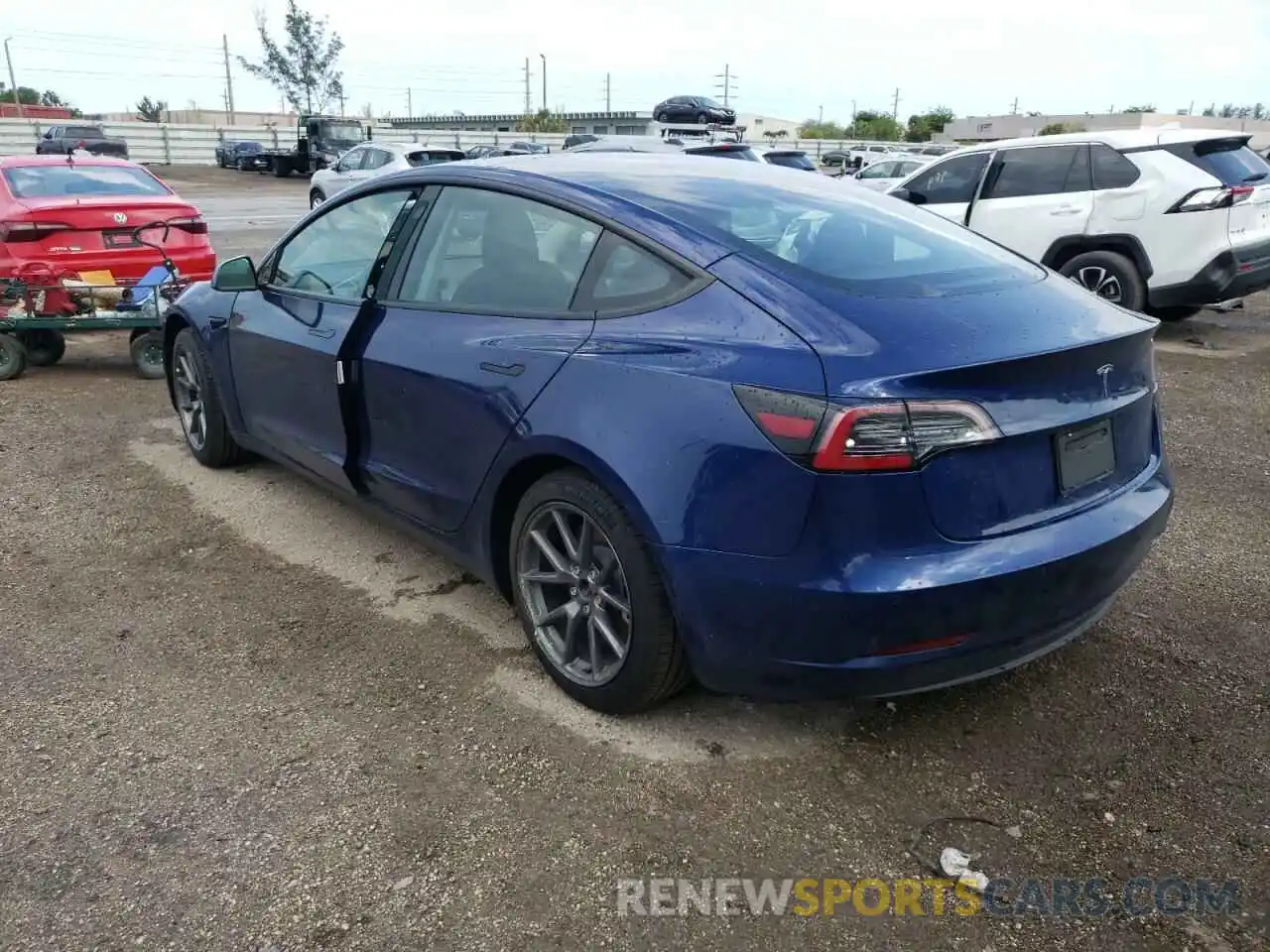 3 Photograph of a damaged car 5YJ3E1EA6MF090011 TESLA MODEL 3 2021