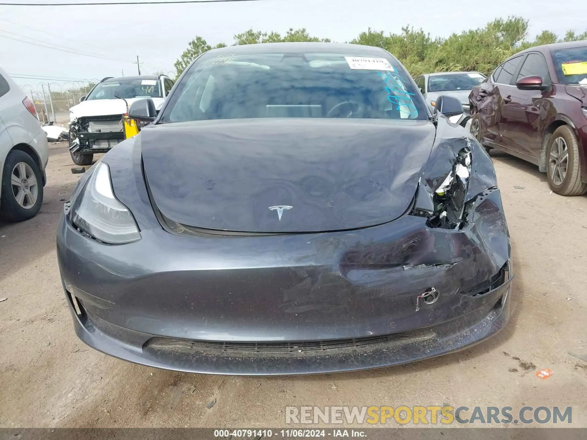 11 Photograph of a damaged car 5YJ3E1EA6MF097055 TESLA MODEL 3 2021