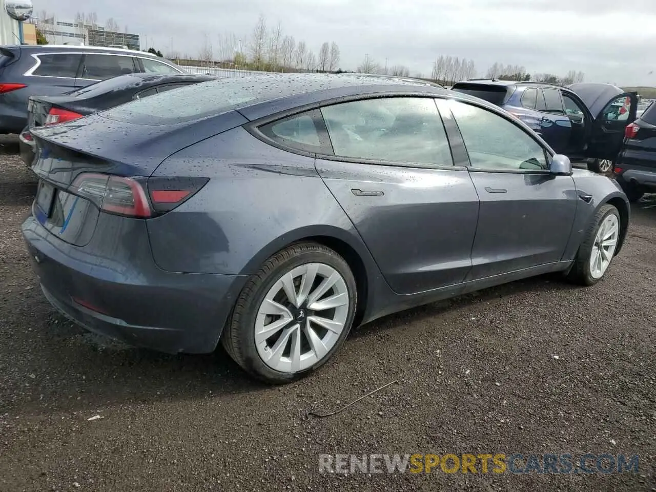 3 Photograph of a damaged car 5YJ3E1EA6MF838465 TESLA MODEL 3 2021