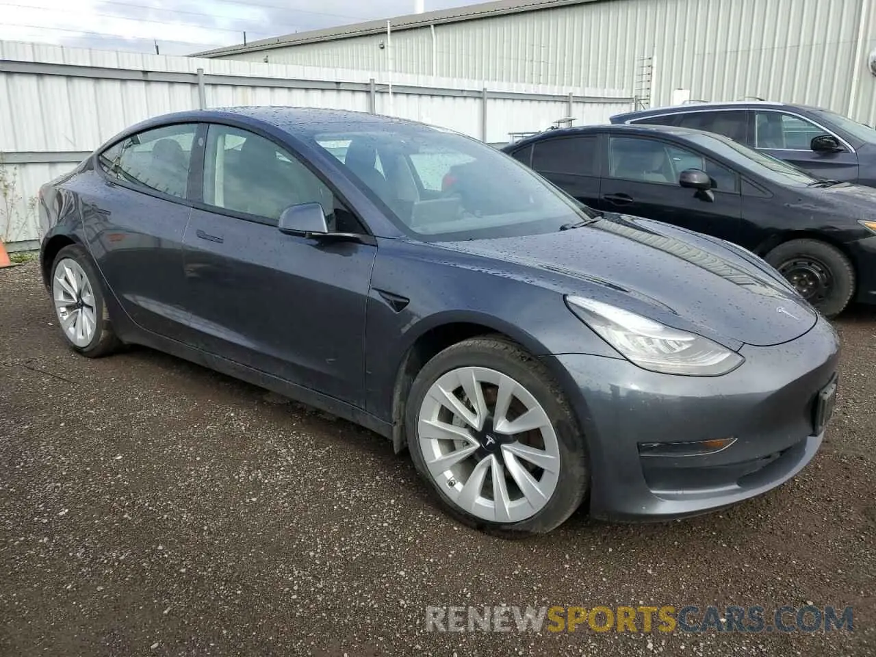 4 Photograph of a damaged car 5YJ3E1EA6MF838465 TESLA MODEL 3 2021
