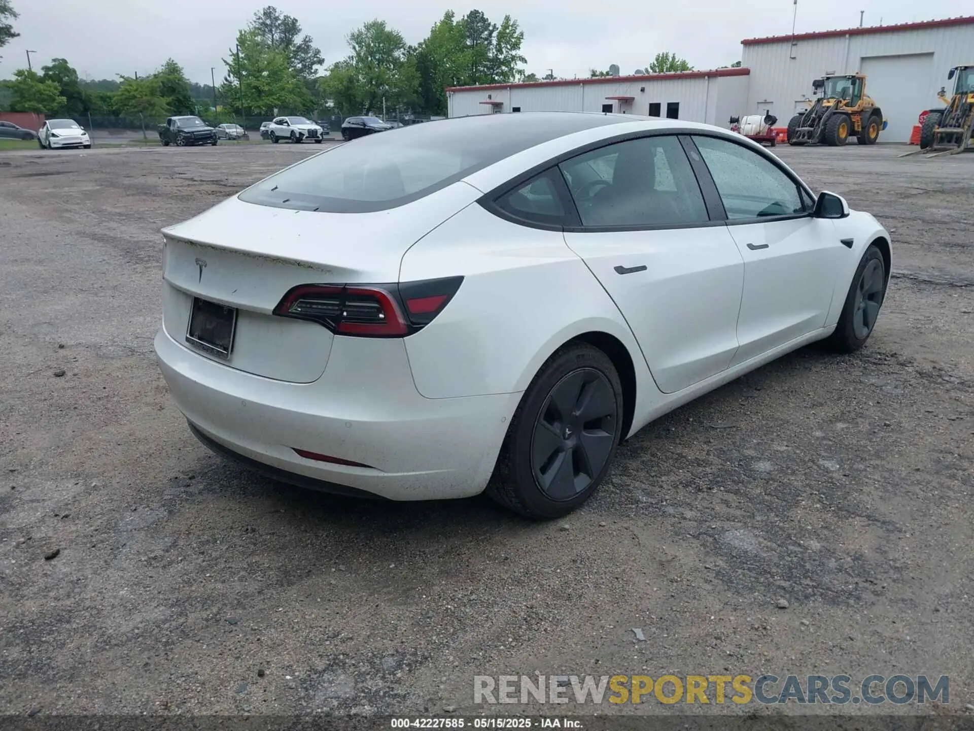 4 Photograph of a damaged car 5YJ3E1EA6MF854245 TESLA MODEL 3 2021