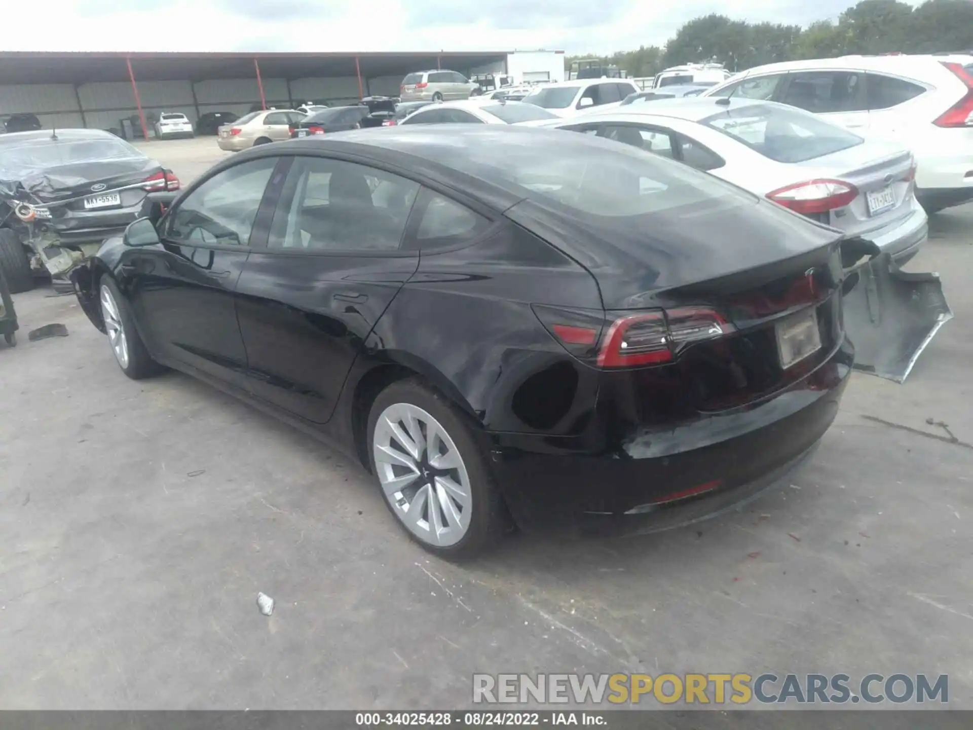 3 Photograph of a damaged car 5YJ3E1EA6MF870137 TESLA MODEL 3 2021