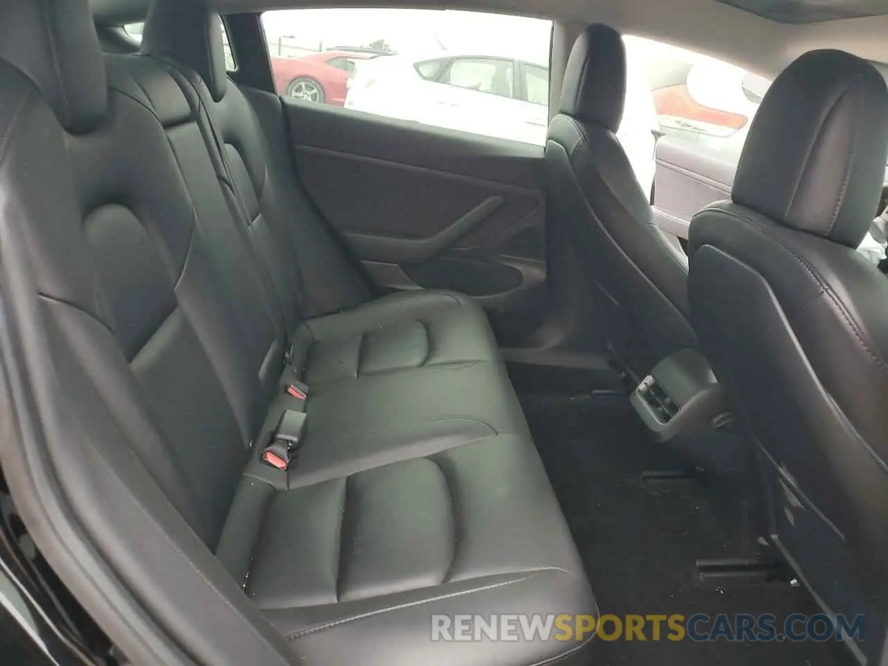 10 Photograph of a damaged car 5YJ3E1EA6MF877752 TESLA MODEL 3 2021