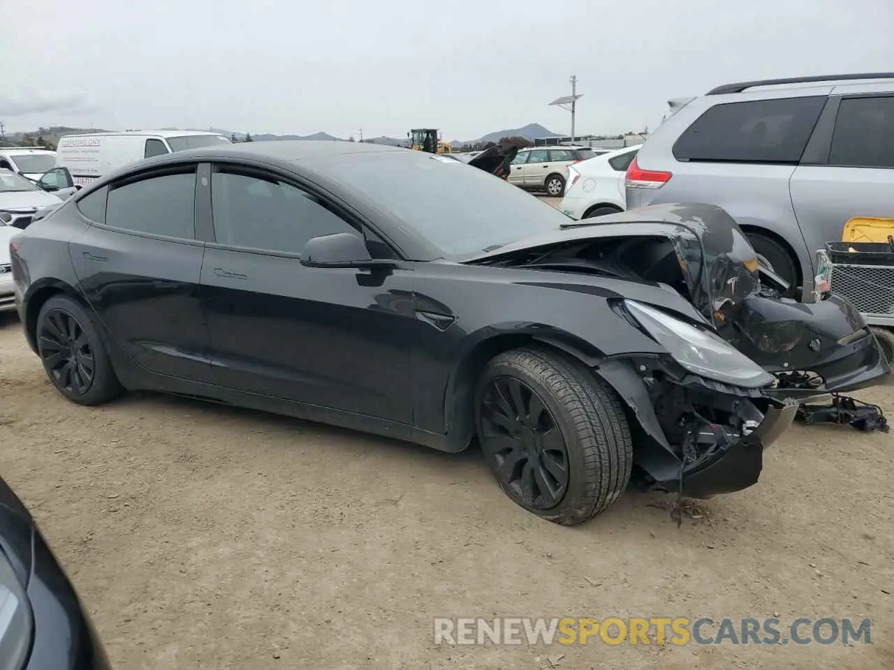 4 Photograph of a damaged car 5YJ3E1EA6MF877752 TESLA MODEL 3 2021
