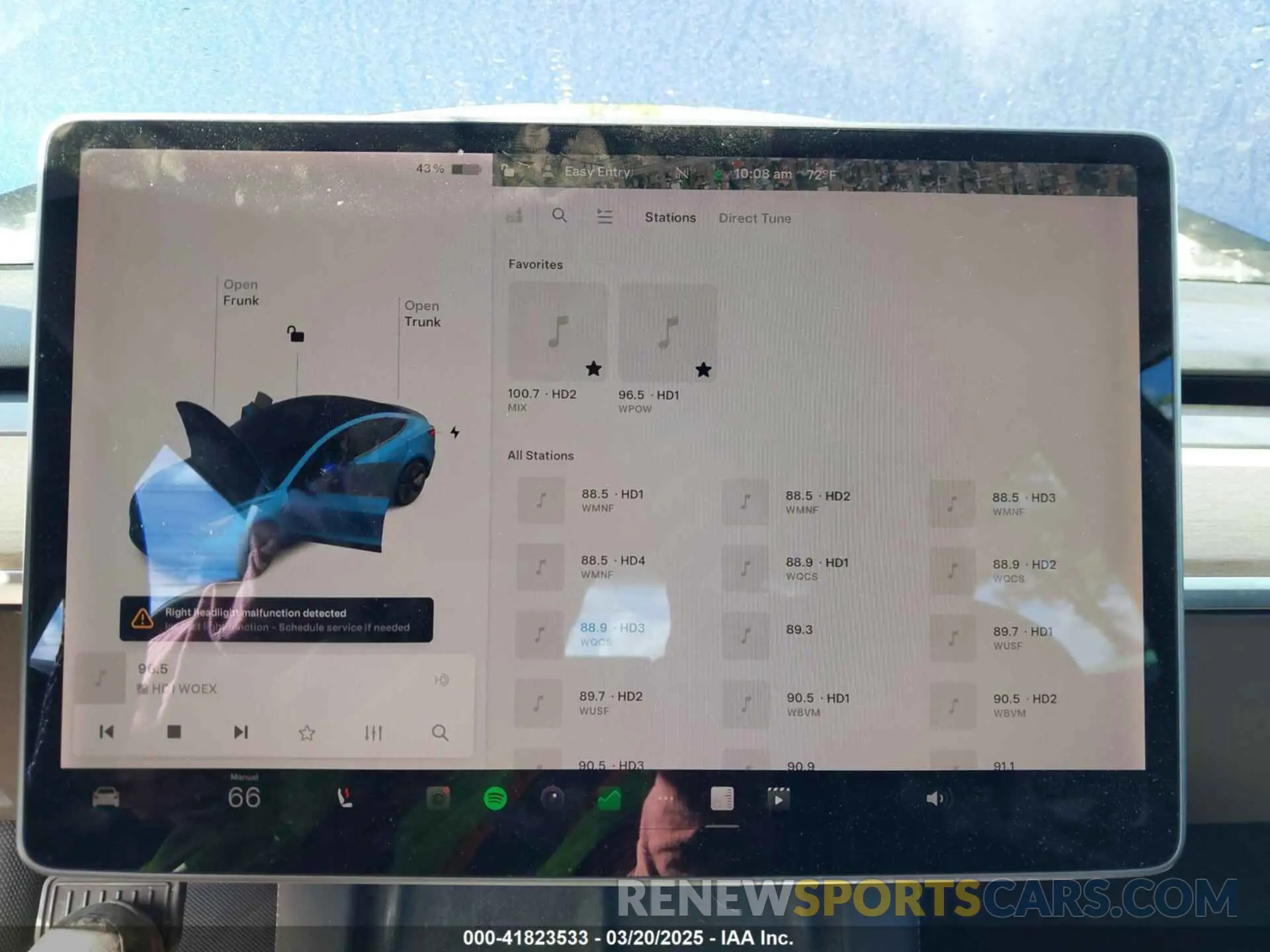 17 Photograph of a damaged car 5YJ3E1EA6MF907476 TESLA MODEL 3 2021