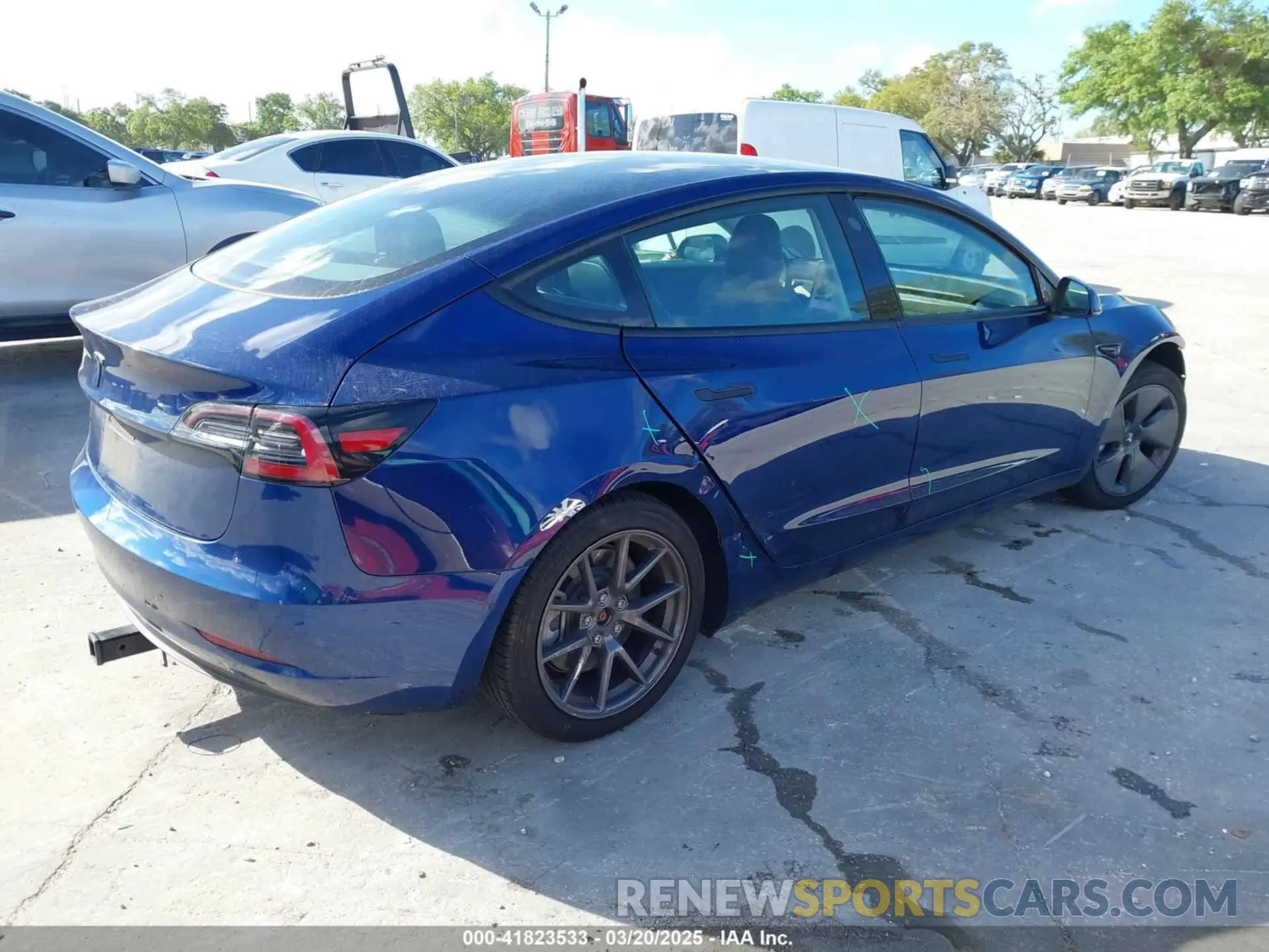 4 Photograph of a damaged car 5YJ3E1EA6MF907476 TESLA MODEL 3 2021
