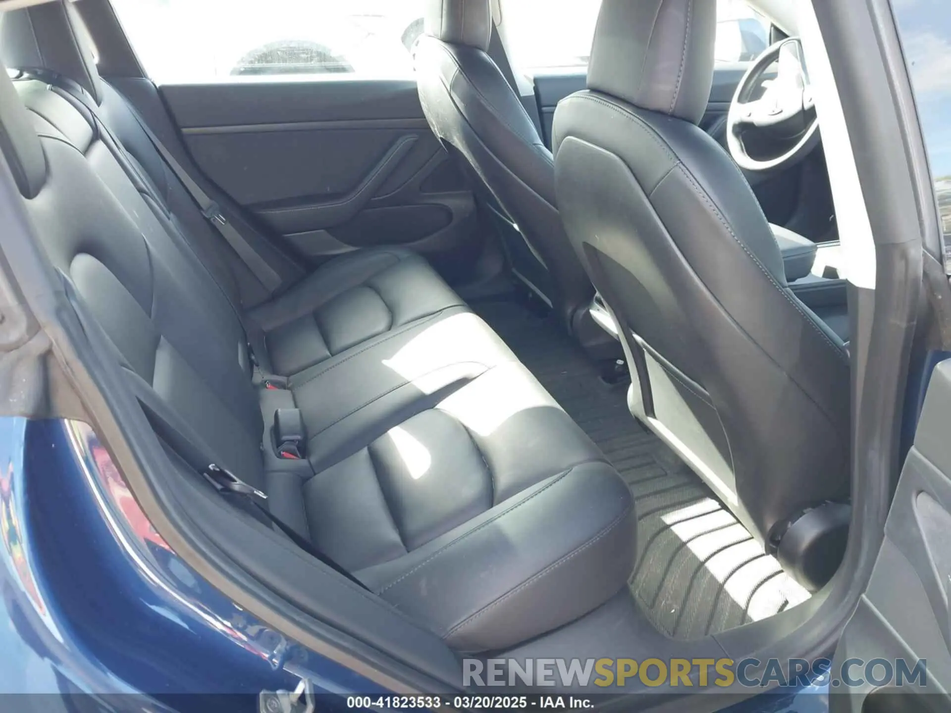 8 Photograph of a damaged car 5YJ3E1EA6MF907476 TESLA MODEL 3 2021