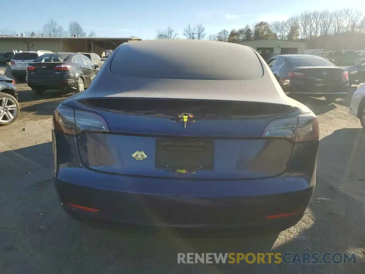 6 Photograph of a damaged car 5YJ3E1EA6MF915075 TESLA MODEL 3 2021