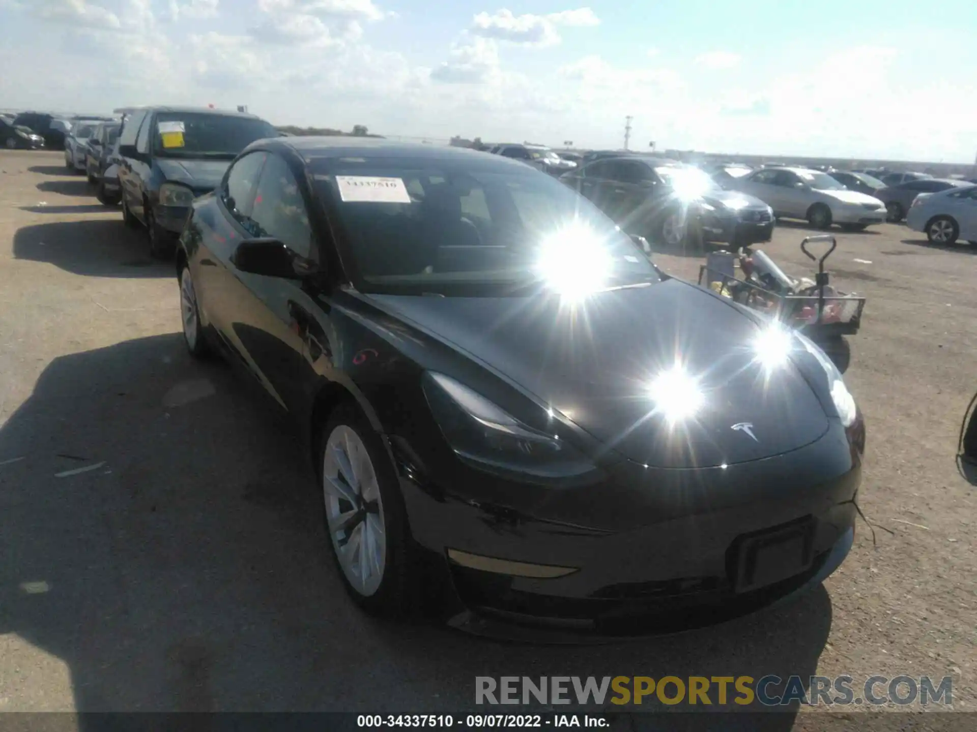 1 Photograph of a damaged car 5YJ3E1EA6MF925699 TESLA MODEL 3 2021