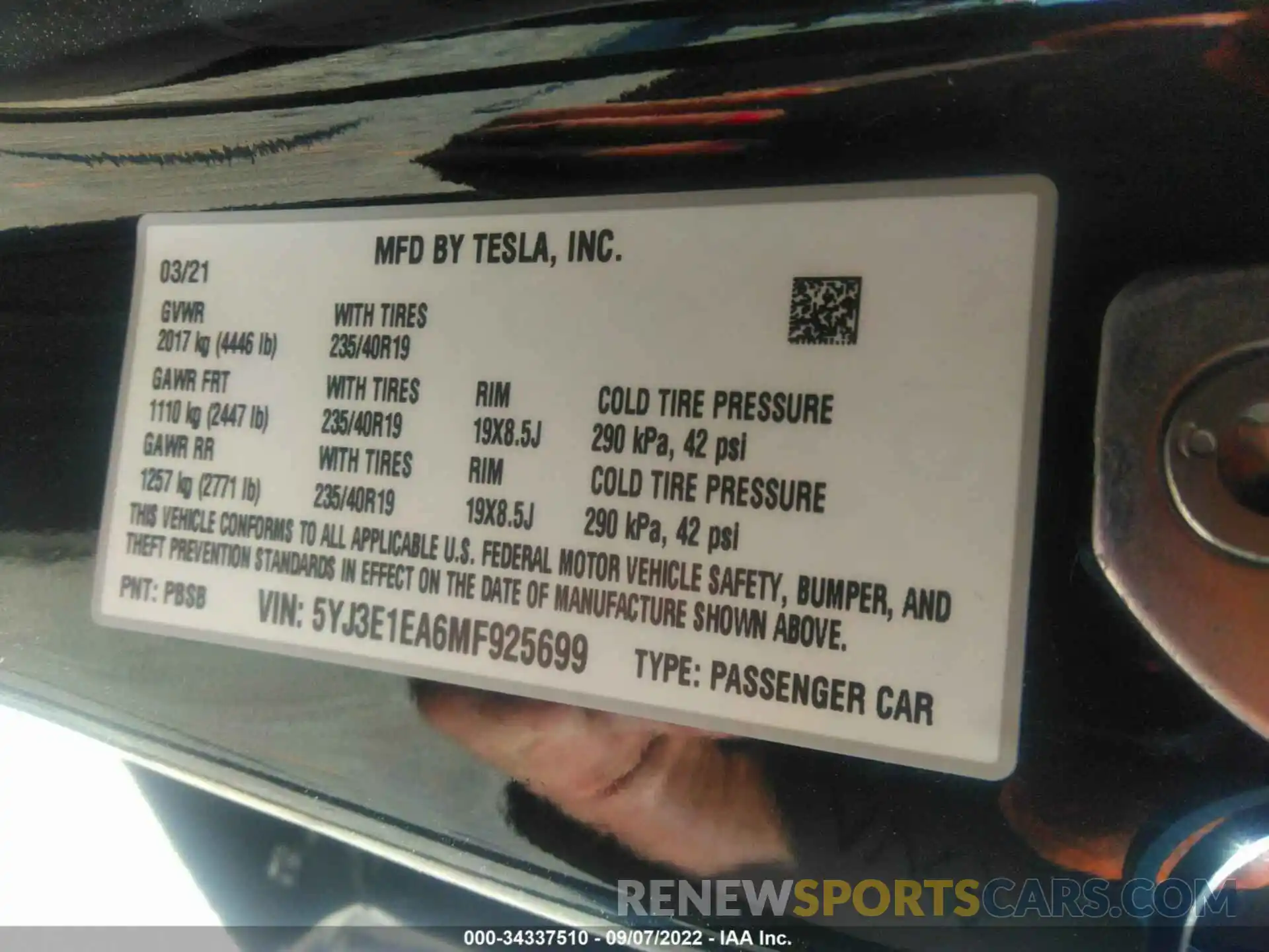 9 Photograph of a damaged car 5YJ3E1EA6MF925699 TESLA MODEL 3 2021