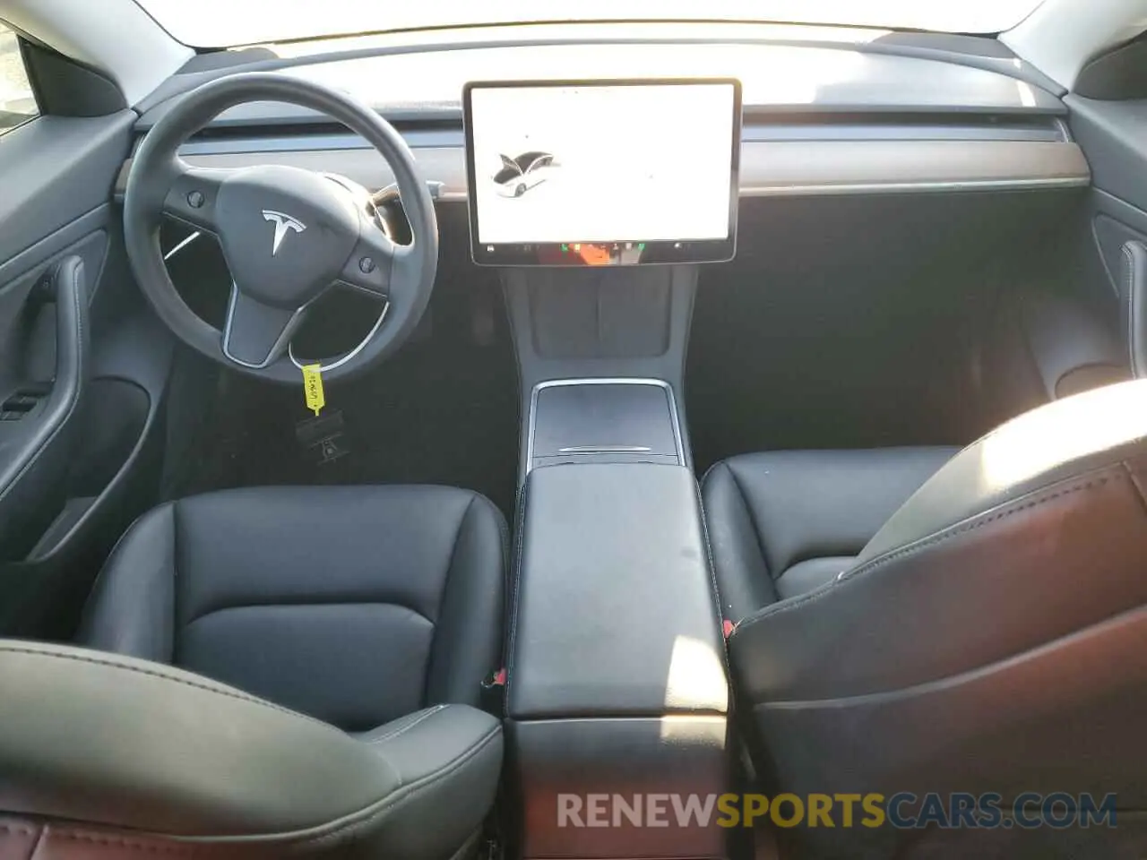 8 Photograph of a damaged car 5YJ3E1EA6MF929669 TESLA MODEL 3 2021